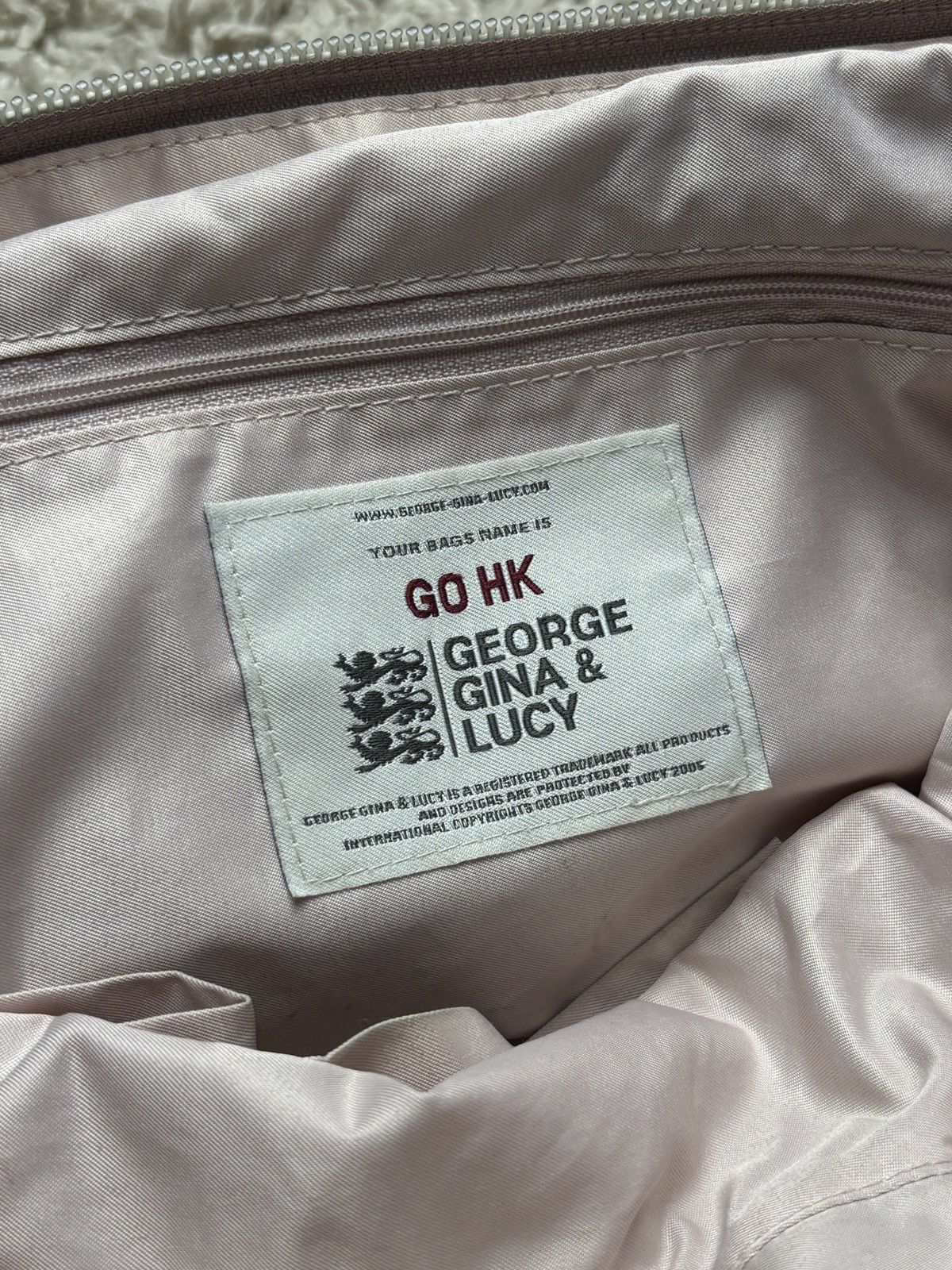 George Gina & Lucy George Gina & Lucy Avant Garde Shoulder Bag „GO HK” Size ONE SIZE - 11 Thumbnail
