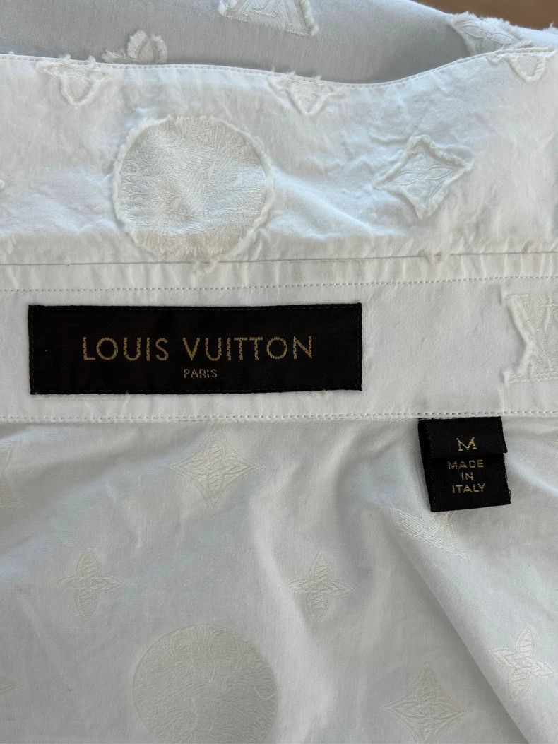 Louis Vuitton Louis Vuitton Louis Vuitton Long Sleeve Shirt for Men-2506 Size US M / EU 48-50 / 2 - 7 Thumbnail