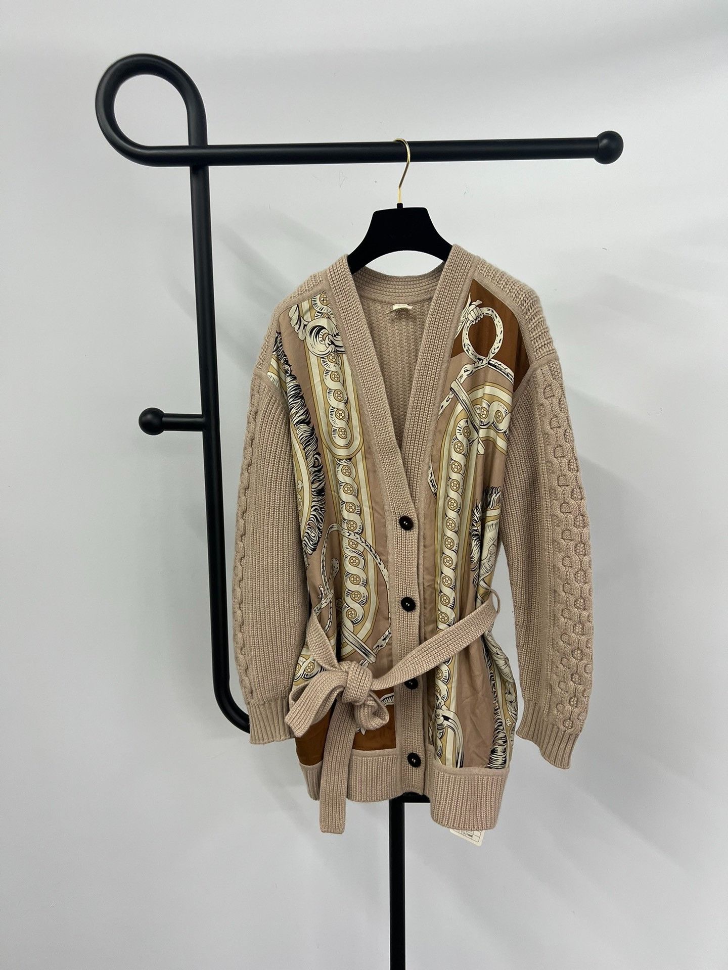 Hermes Hermes Oatmeal Knit Silk Cardigan Size XS / US 0-2 / IT 36-38 - 1 Thumbnail