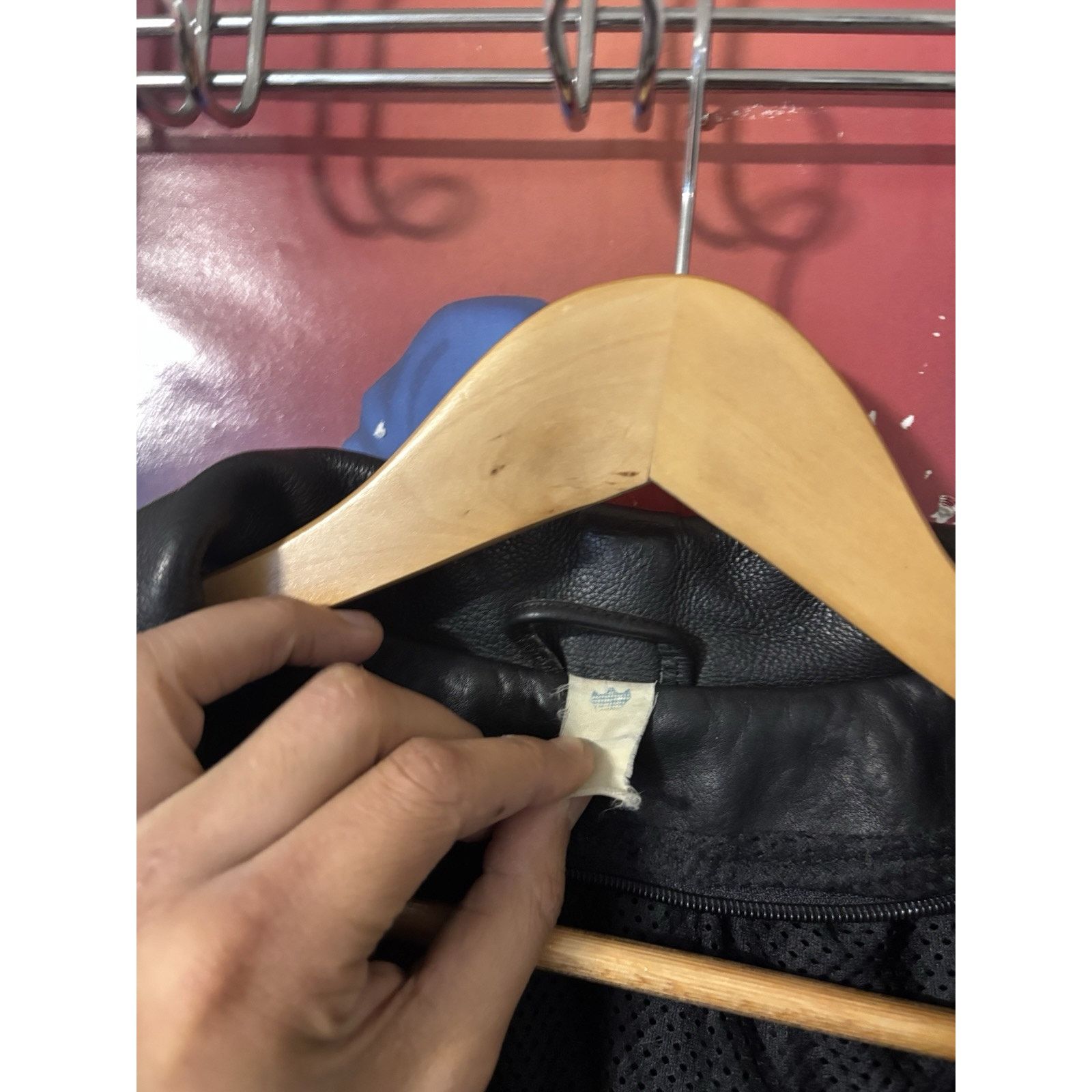 The Unbranded Brand Motorcycle jacket black n/a 80s heavy duty leather Size US M / EU 48-50 / 2 - 3 Thumbnail