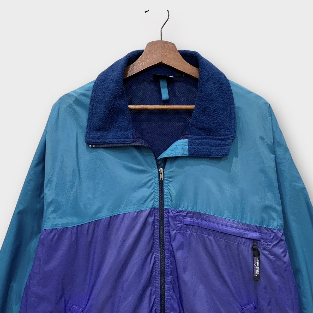 Patagonia VINTAGE PATAGONIA F0 WINDBREAKER NYLON JACKET TWO TONE Size US L / EU 52-54 / 3 - 8 Thumbnail