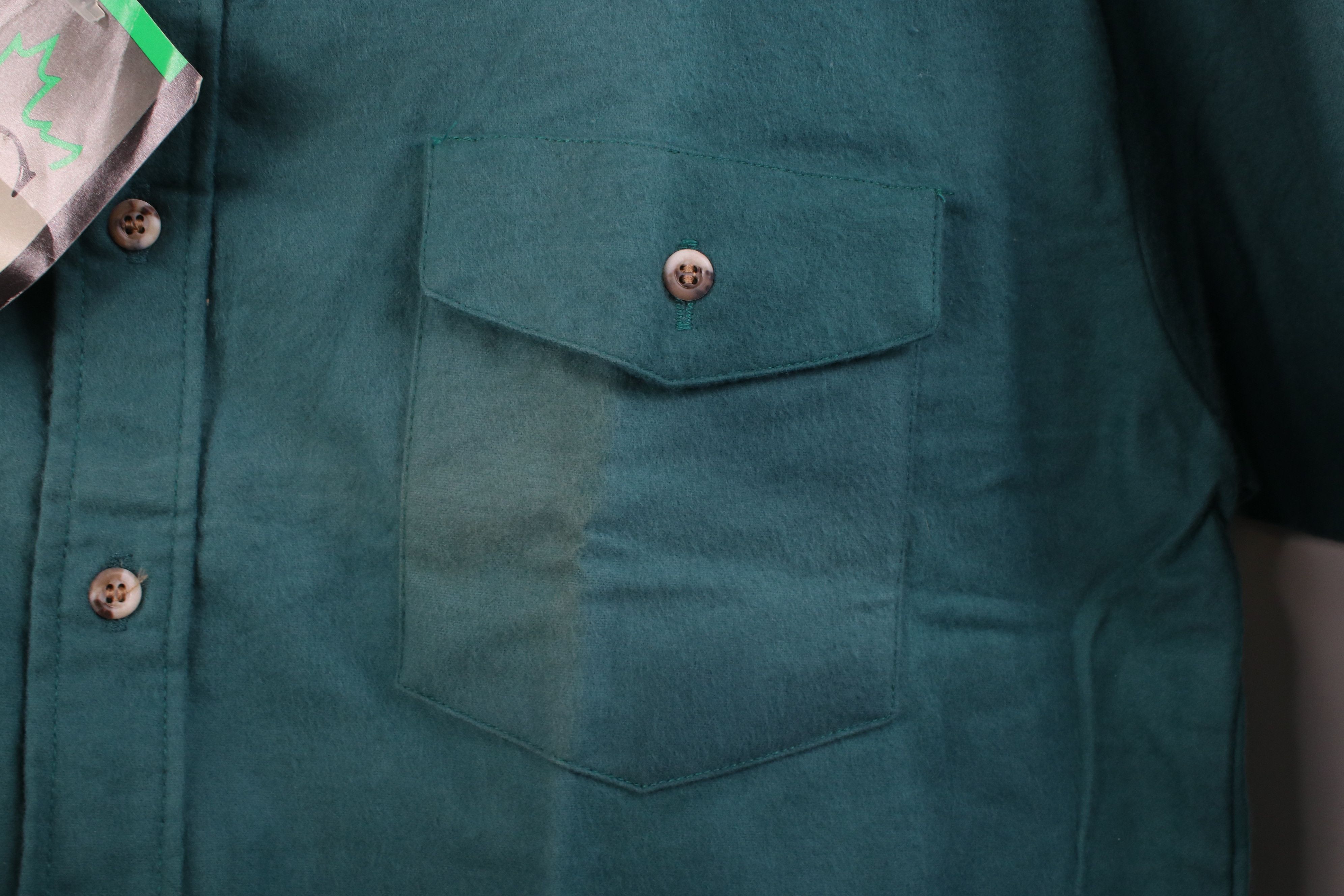 Vintage Deadstock Vintage 70s 80s Cloth Button Shirt Green USA Size US XL / EU 56 / 4 - 5 Thumbnail