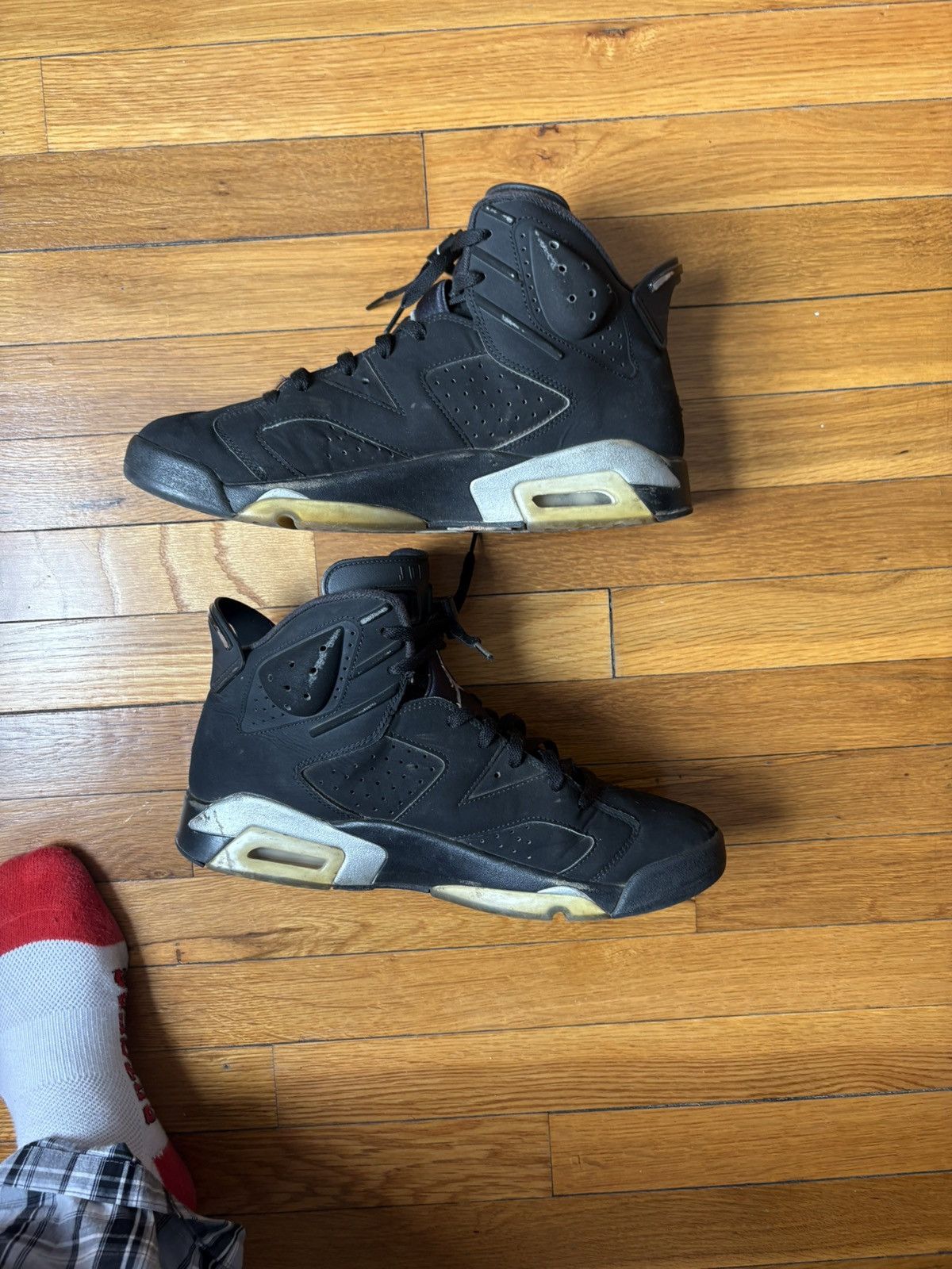 Jordan Brand Jordan 6 “Chrome” Size US 12 / EU 45 - 2 Thumbnail