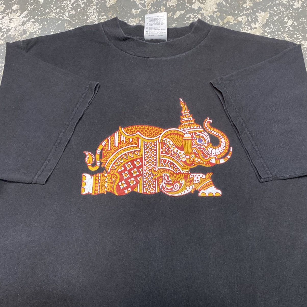 Vintage Vintage Gold Elephant Rhino Rodgers & Hammerstein The King Size US L / EU 52-54 / 3 - 11 Thumbnail