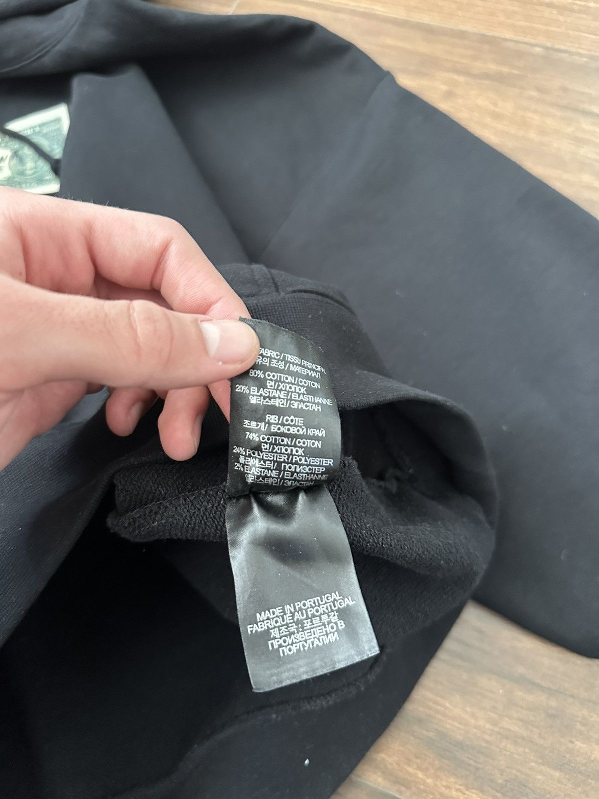 Vetements Vetements One In A Million Hoodie Size US M / EU 48-50 / 2 - 8 Thumbnail