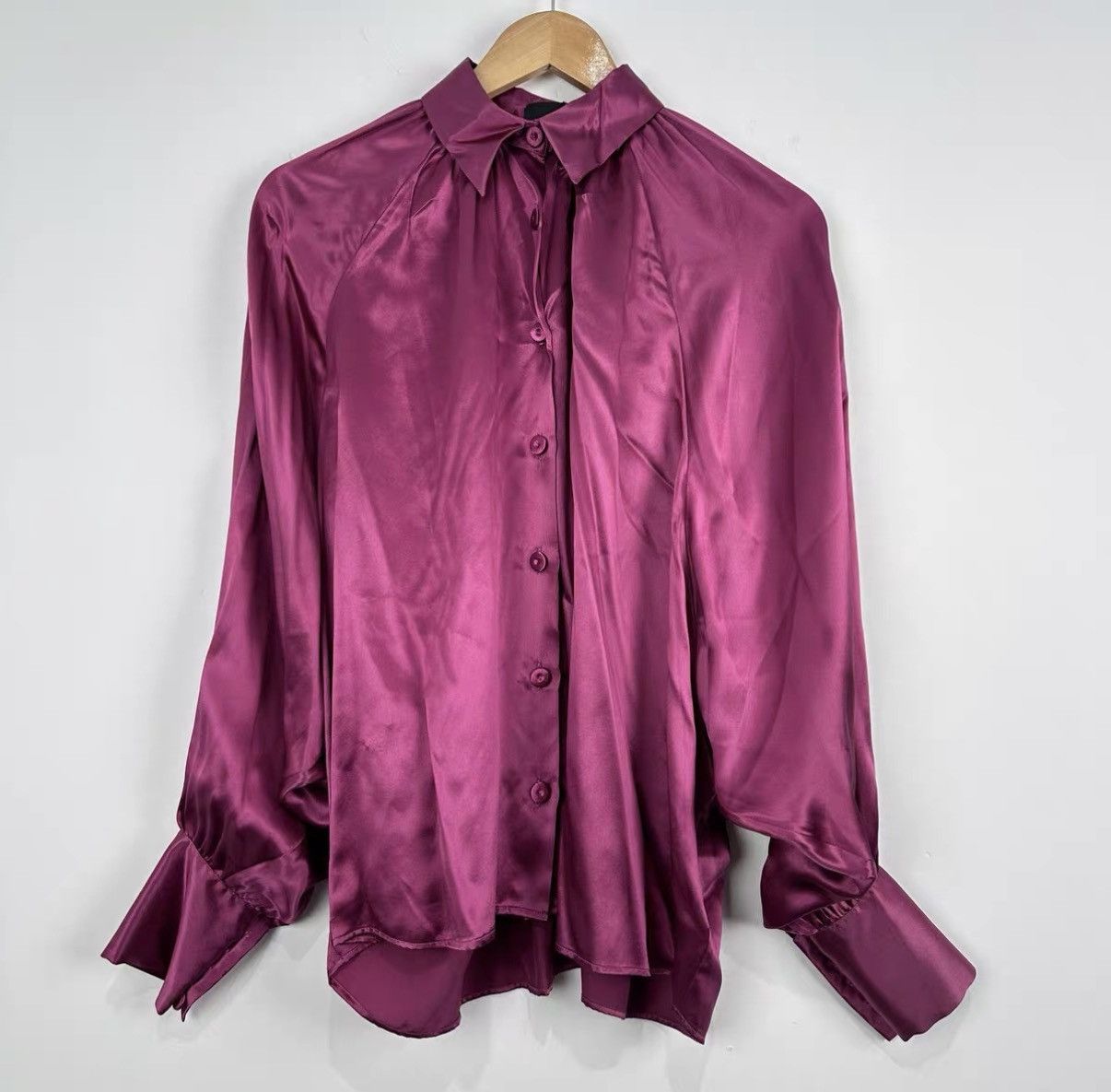 Fendi Fendi Solid Silk Long Sleeve Shirt J42 Size M / US 6-8 / IT 42-44 - 1 Thumbnail