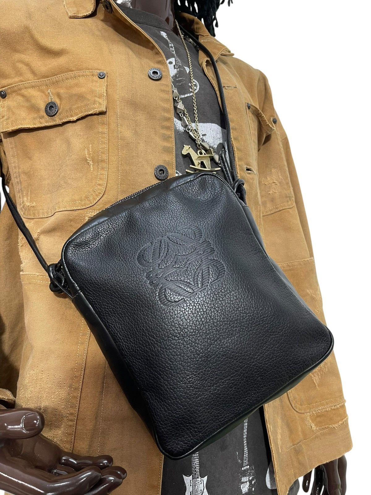 Loewe Full Leather Vtg Loewe Sling Cross Body Bag 1🟩7 Size ONE SIZE - 1 Thumbnail