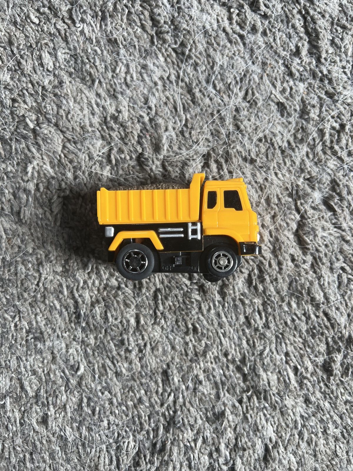 Hypebeast Dump Truck Die-Cast Size ONE SIZE - 3 Thumbnail