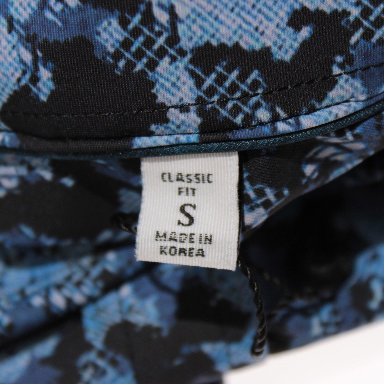 Robert Graham Robert Graham New with tags Shirt Size S US In Blue Size US S / EU 44-46 / 1 - 9 Thumbnail