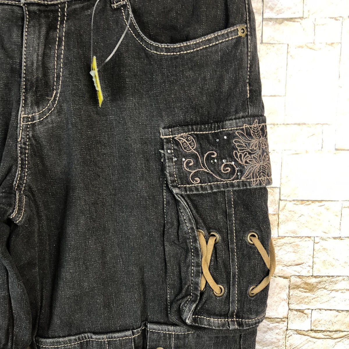 Japanese Brand Maliani Black Cropped seditionaries punk cargo Pants #A956 Size US 29 - 10 Thumbnail