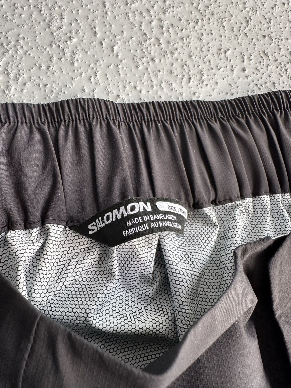 Salomon SALOMON OUTERPATH 2.5L SIZE S Size US 30 / EU 46 - 4 Thumbnail