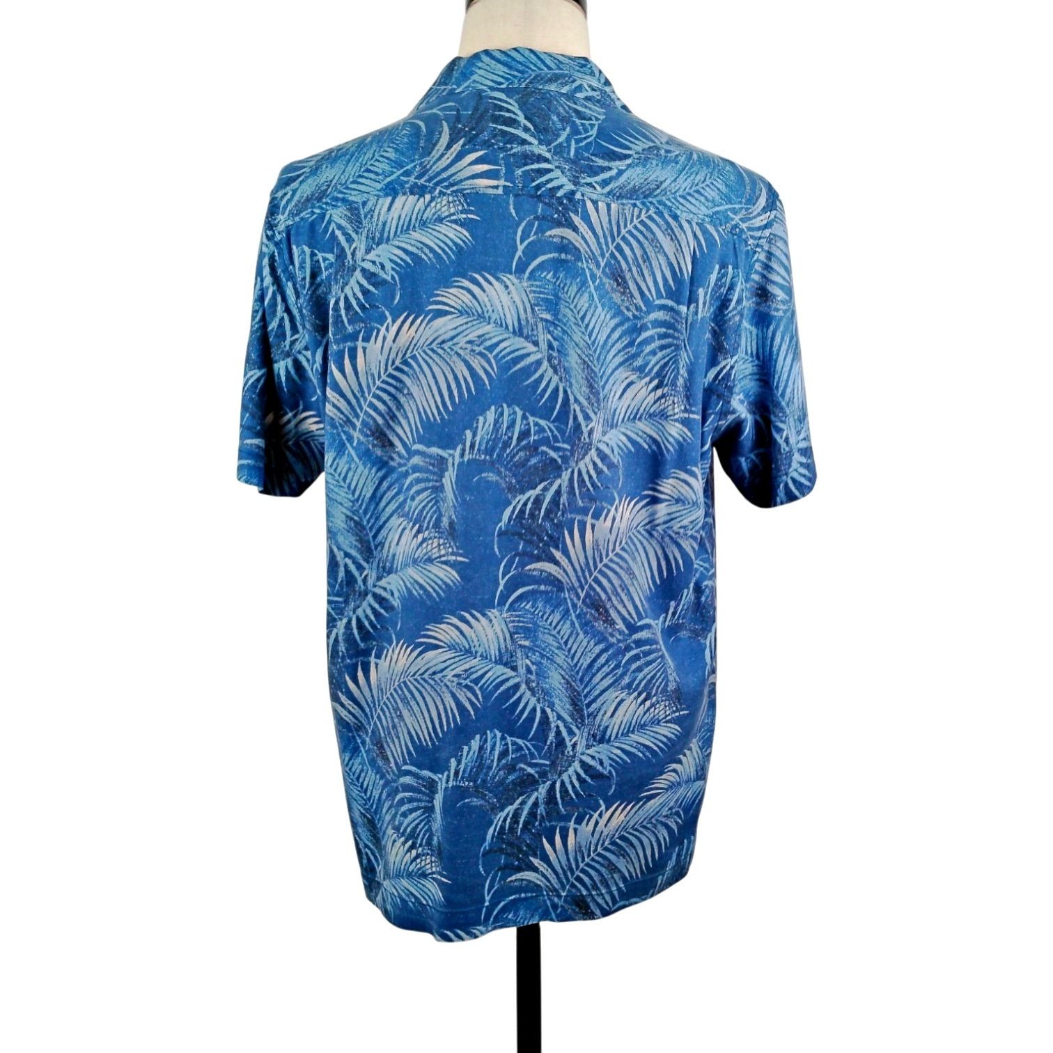Tommy Bahama Tommy Bahama Football NE Patriots Hawaiian Silk Shirt Size US M / EU 48-50 / 2 - 4 Thumbnail