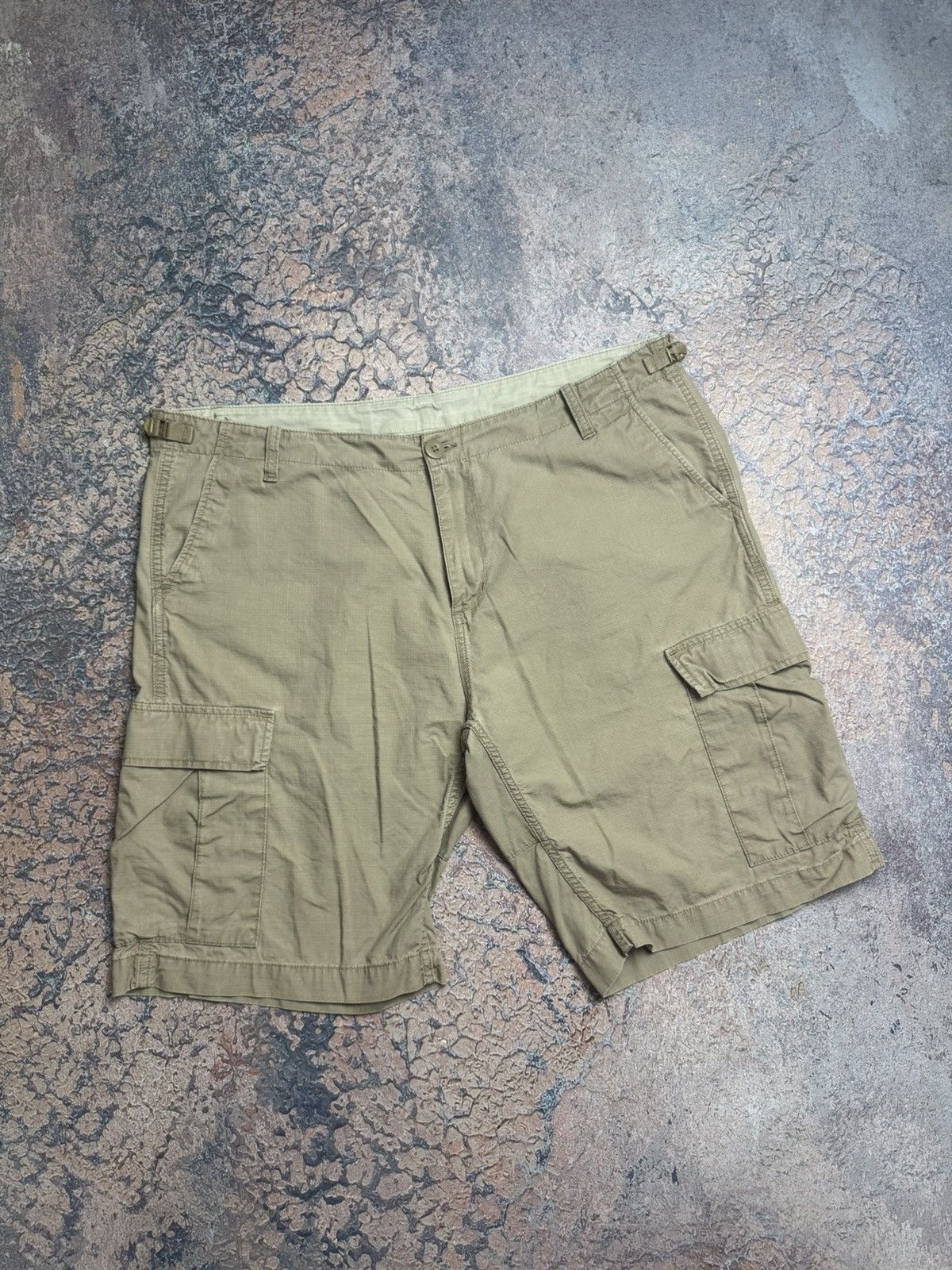 Men's Vintage CARHARTT Cargo Shorts Carhartt WIP Y2K