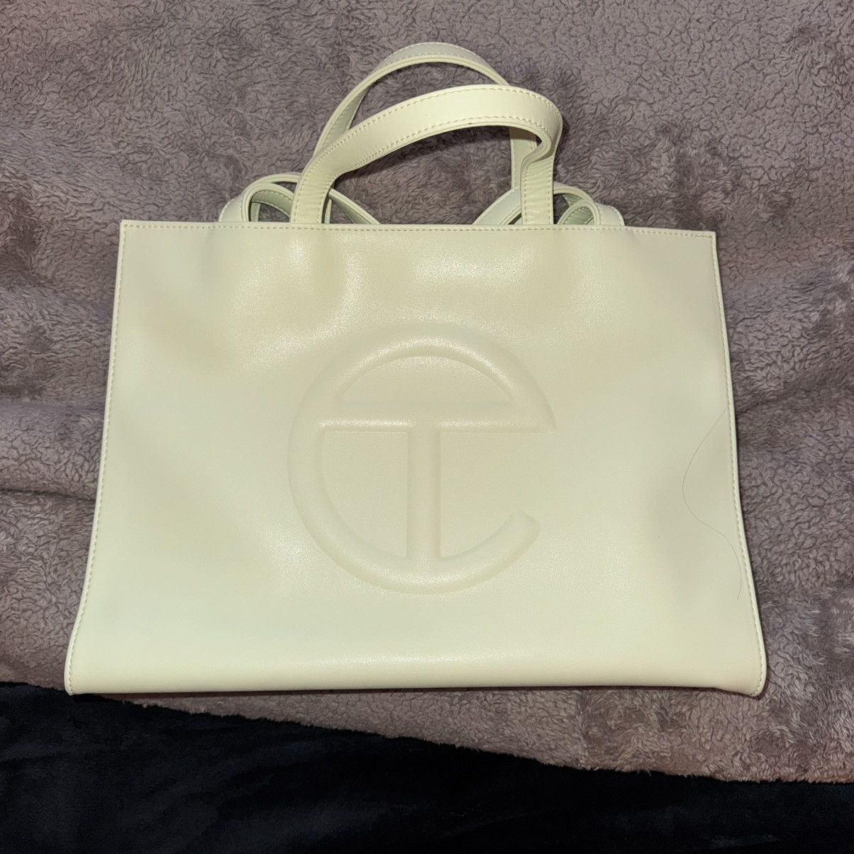 Telfar Glue Medium Telfar Bag Size ONE SIZE - 1 Thumbnail