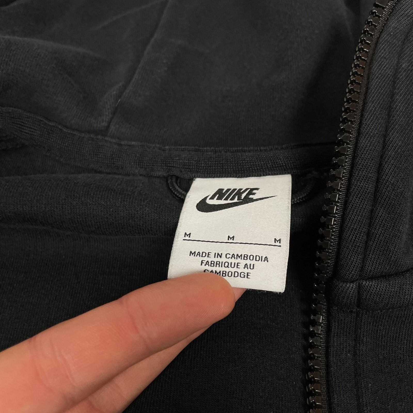 Nike Nike Mens Black Long Sleeve FC Midtjylland Full Zip Hoodie M Size US M / EU 48-50 / 2 - 11 Thumbnail