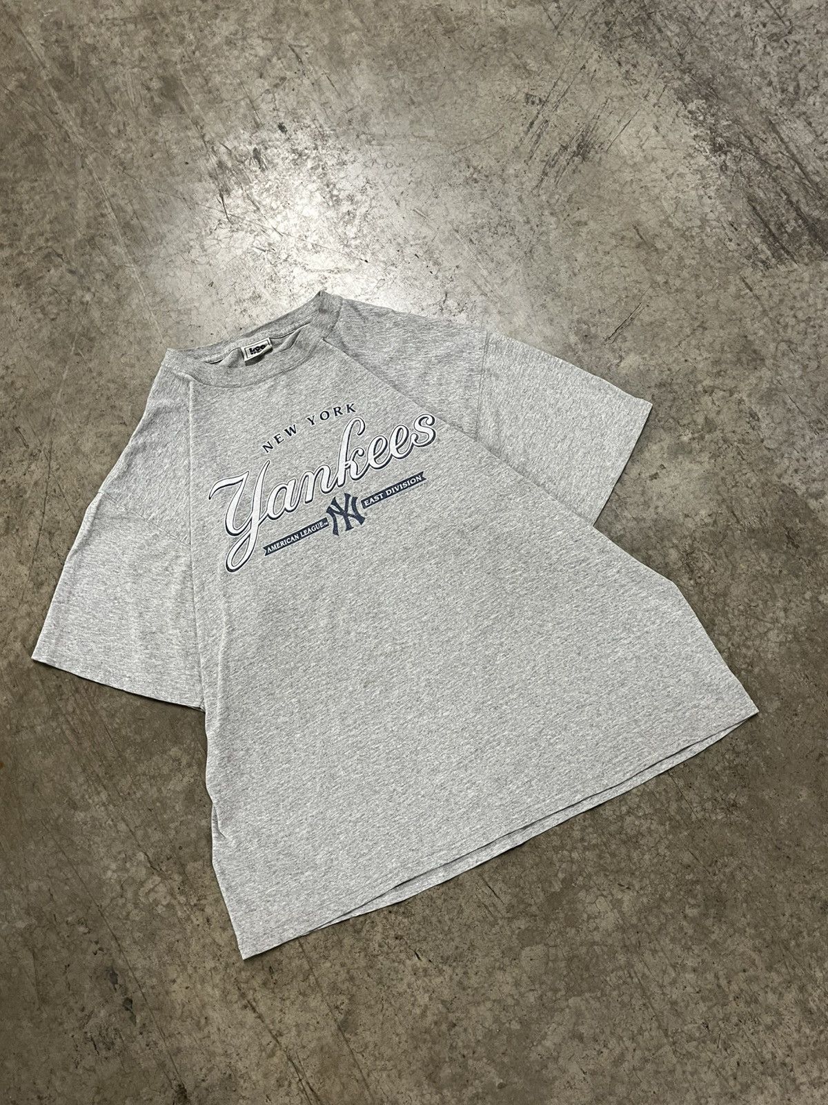 New York Yankees × Vintage NY Yankees vintage Lee sport faded tee shirt 90s hype rare Size US XL / EU 56 / 4 - 2 Thumbnail