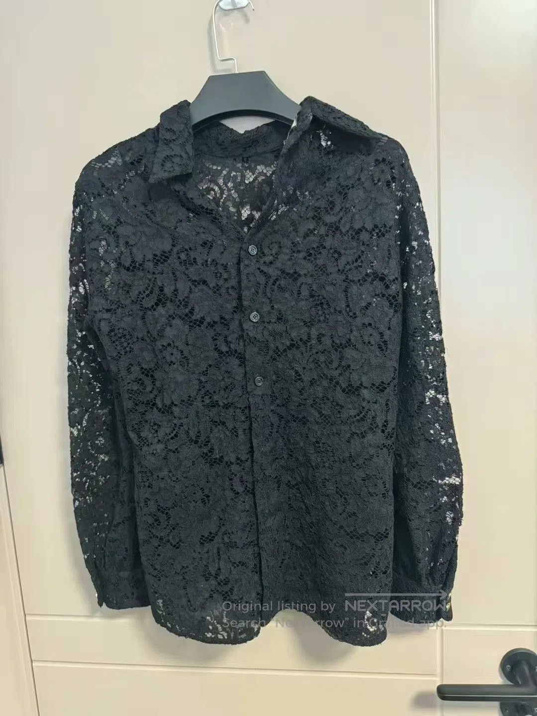 Gucci gucci sheer lace button. Size S / US 4 / IT 40 - 1 Thumbnail