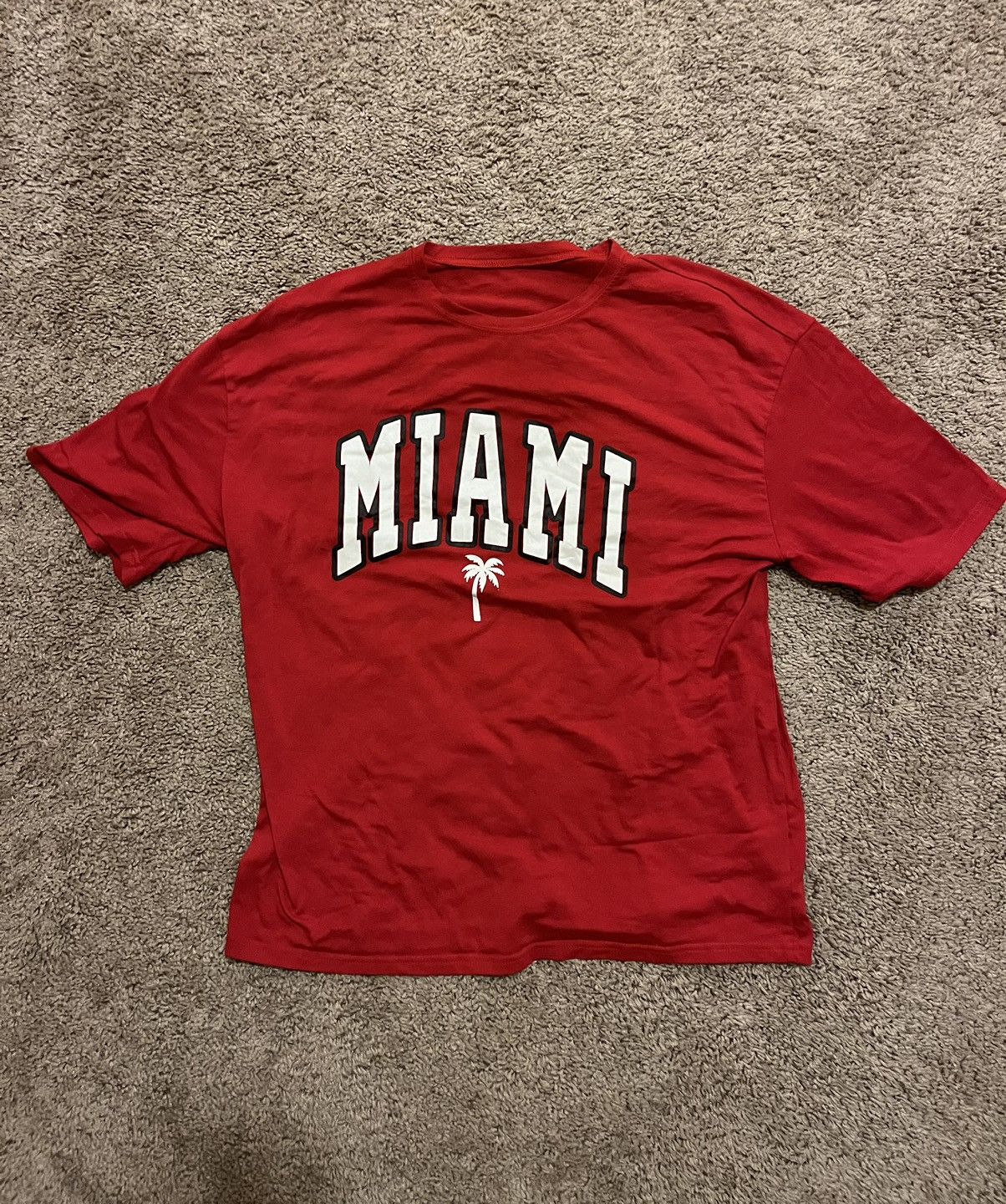 Shein Red Miami Tee with Palm Tree Print Size M / US 6-8 / IT 42-44 - 1 Thumbnail