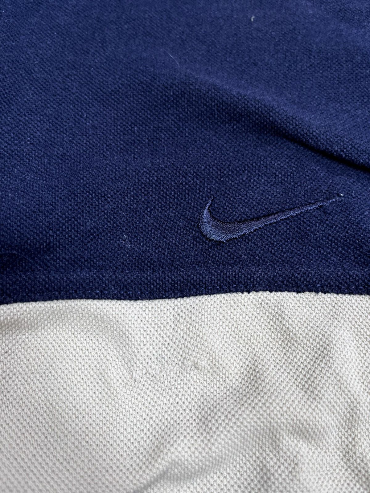 Nike Vintage 90s faded Nike logo polo tee streetwear size L Size US L / EU 52-54 / 3 - 7 Thumbnail