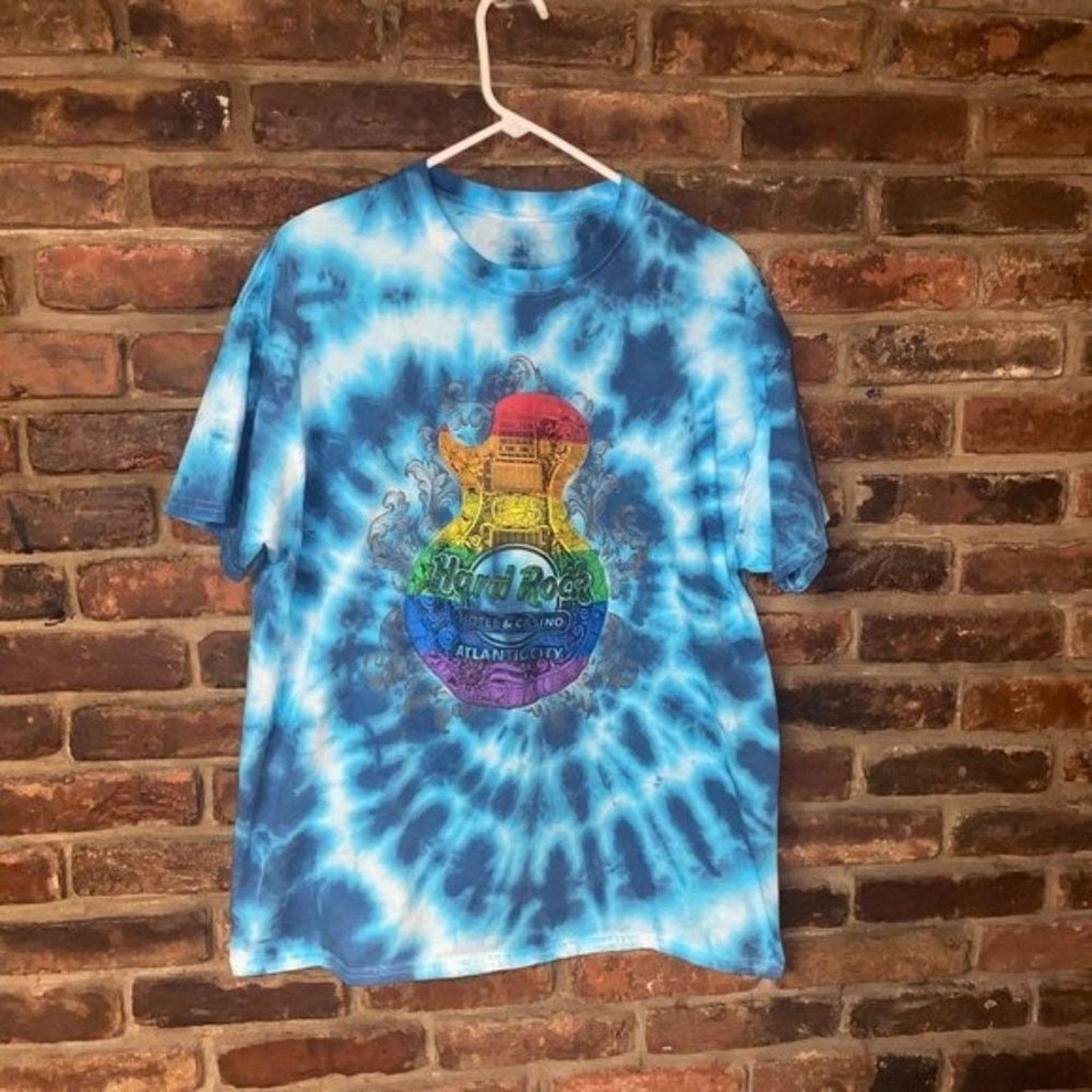 Hard Rock Cafe Hard Rock Custom Blue Tie Dye Graphic T-Shirt XL Size US XL / EU 56 / 4 - 1 Thumbnail