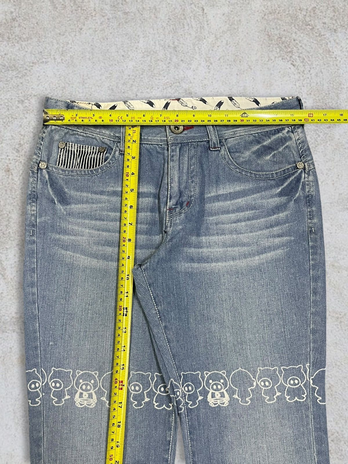 Japanese Brand Drug Store’s Women Denim Cute Print Out Logo Blue Wash Jeans Size 31" - 14 Thumbnail
