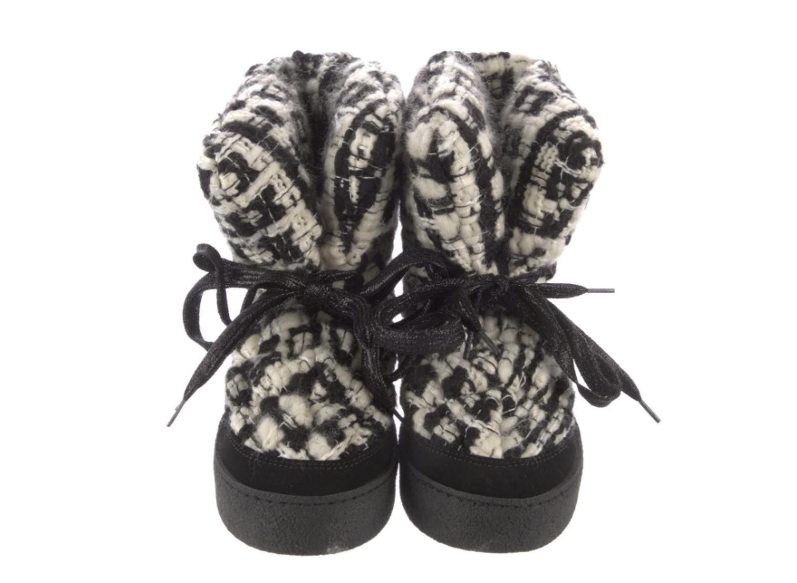 Khrisjoy Khrisjoy Tweed Pattern Lace-Up Boots Women's Size: 8 Size US 8 / IT 38 - 3 Thumbnail