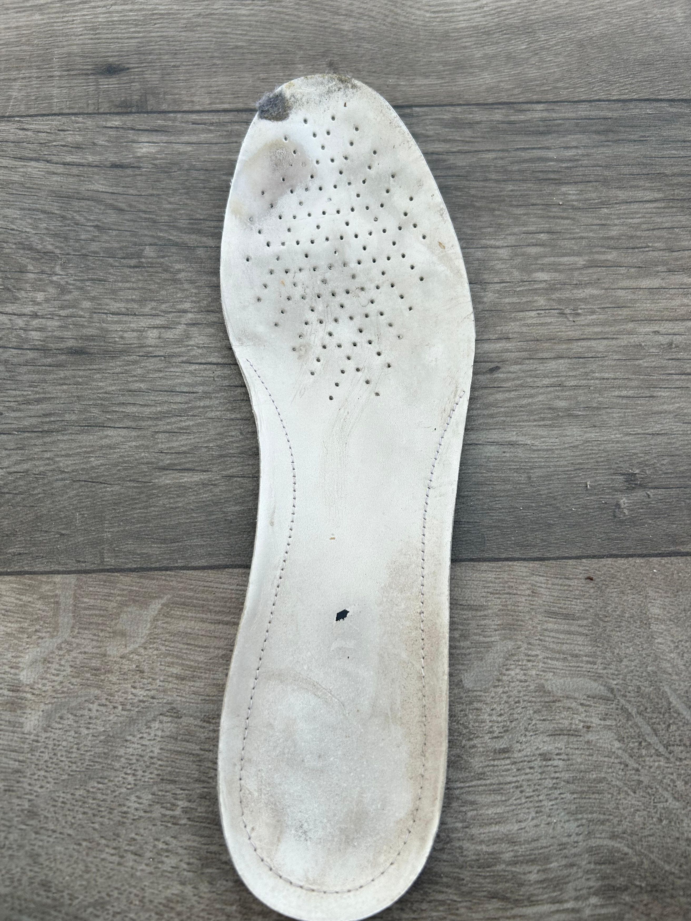 Prada White Prada Low Top Leather Sneakers Sz 9 UK Size US 10 / EU 43 - 8 Thumbnail