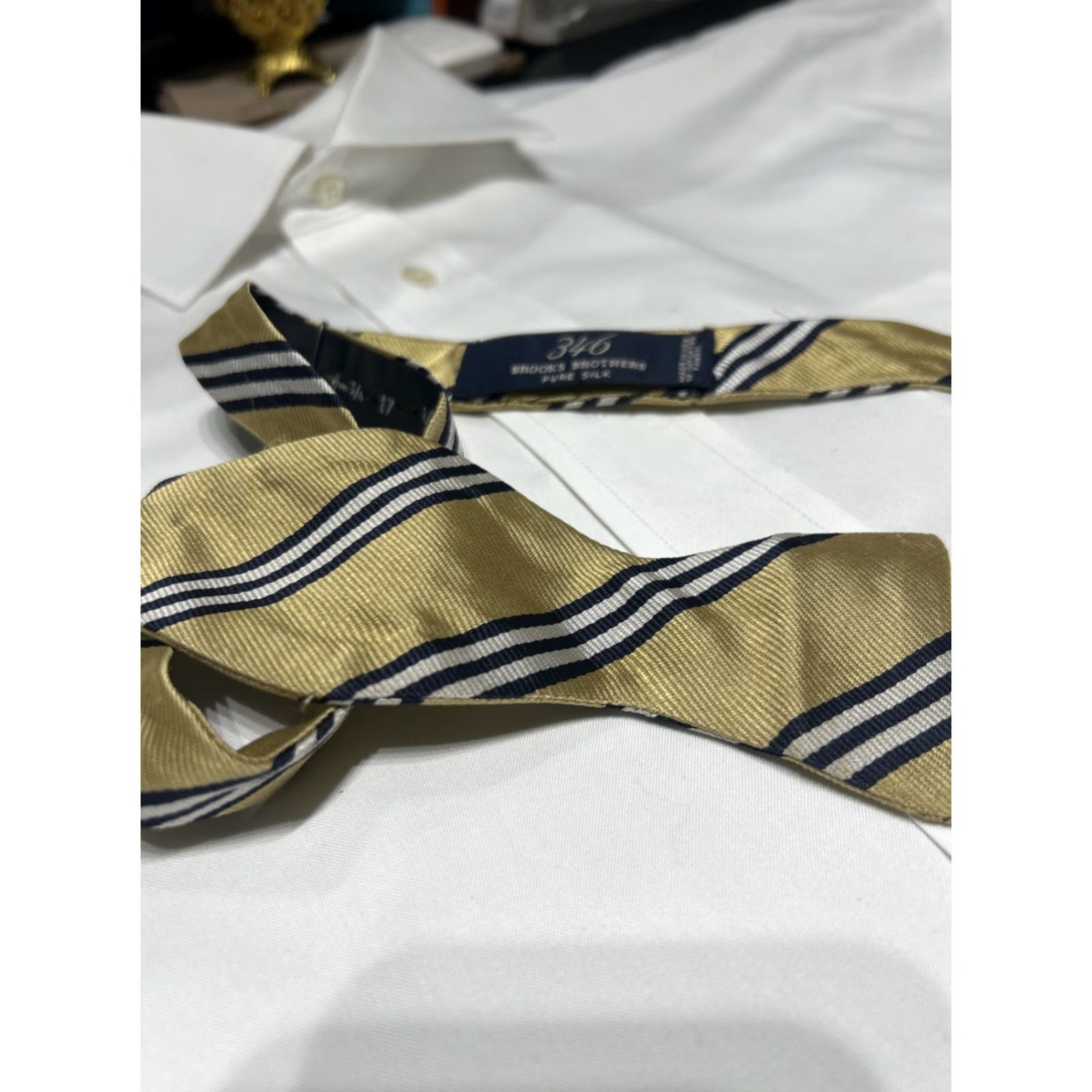 Brooks Brothers BROOKS BROTHERS Bow Tie One Size Silk Gold Navy Blue Stripes Adjustable Men Size ONE SIZE - 2 Thumbnail