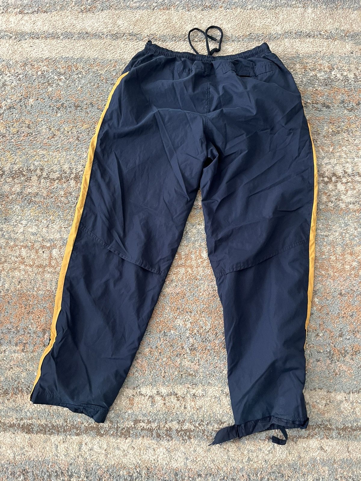 Vintage VTG Y2K Nike Sweatpants swishy Blue XL Distressed yellow Size US 32 / EU 48 - 11 Thumbnail