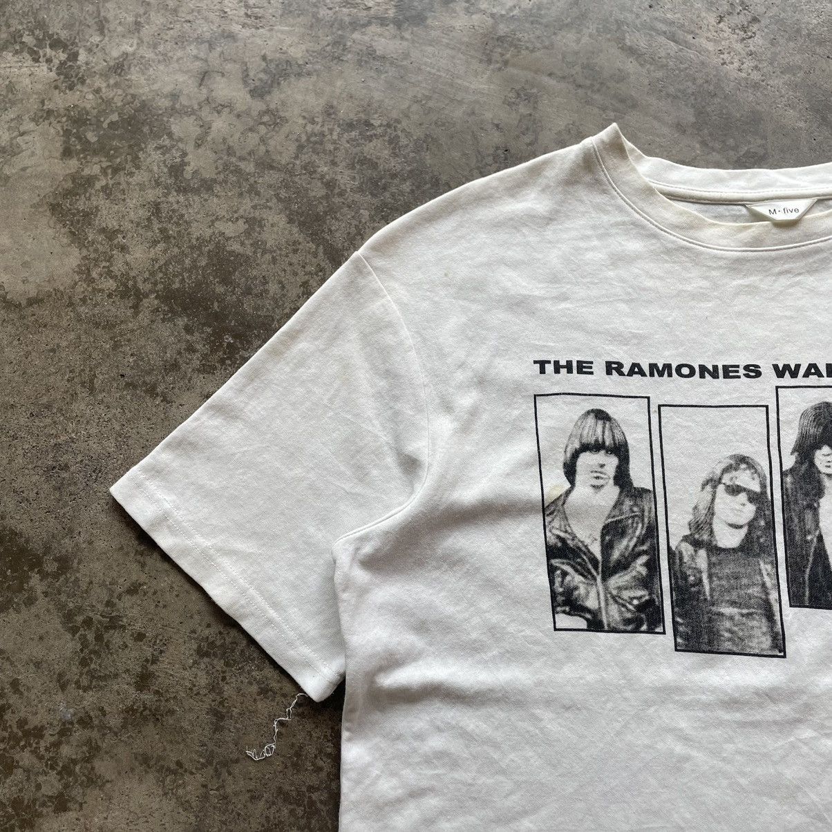 Band Tees × Japanese Brand × Vintage 🔥🔥🇯🇵M Five Japanese Brand Ramones Punk Rock Band Collab Tee Size US M / EU 48-50 / 2 - 7 Thumbnail