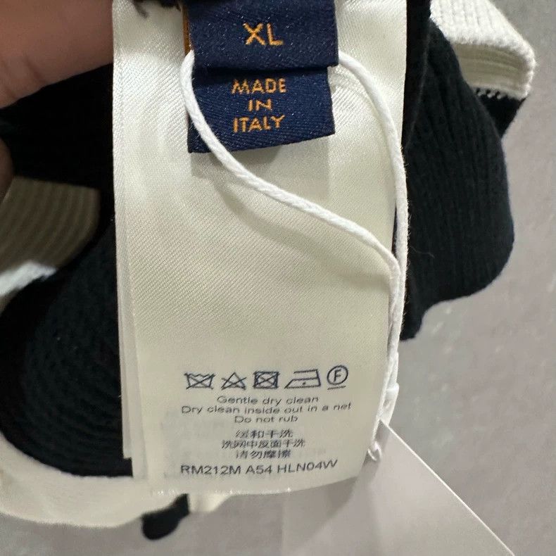 Louis Vuitton Louis Vuitton White logo embroidered semi-zippered cotton Size US XL / EU 56 / 4 - 5 Thumbnail