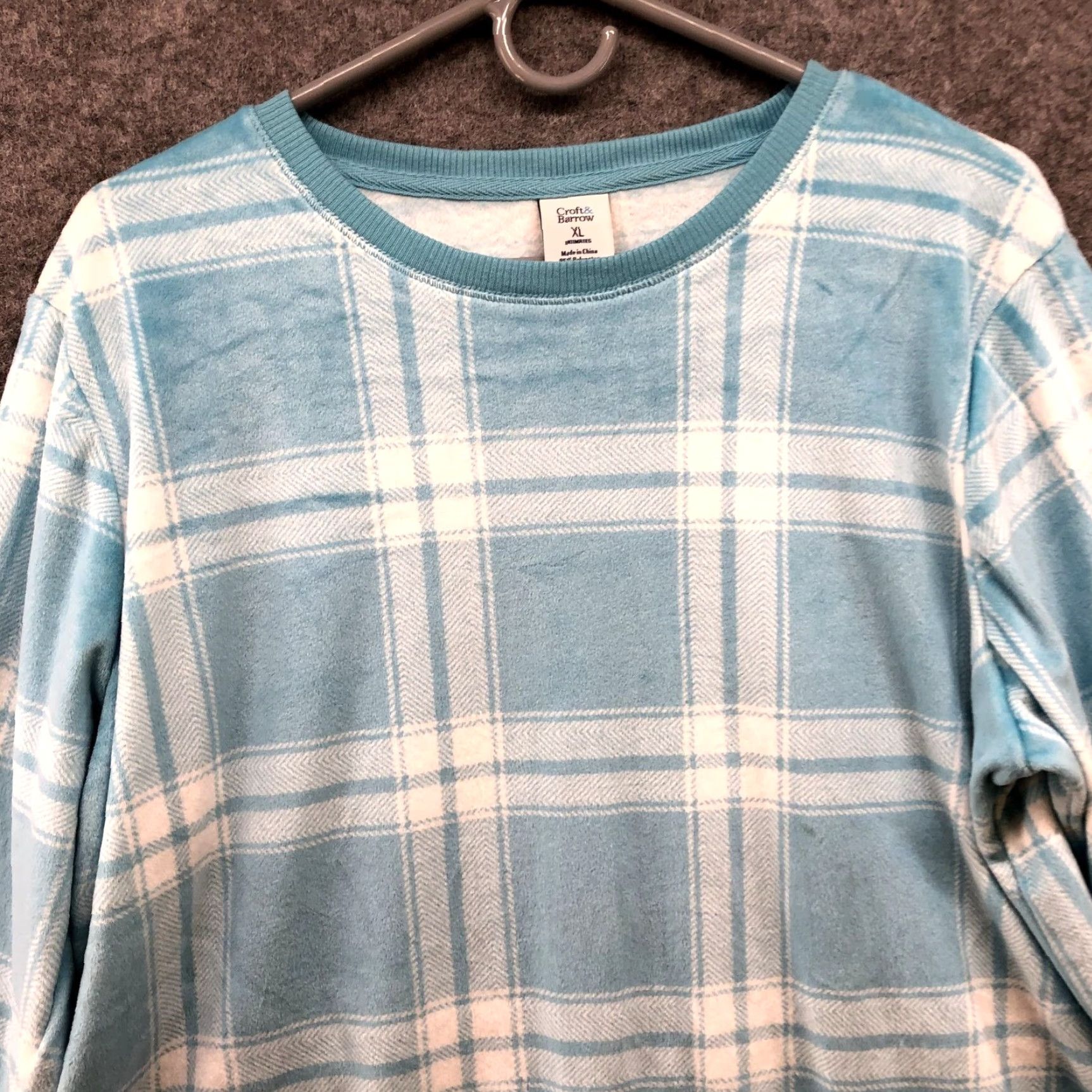 Croft & Barrow NWT Croft & Barrow Plush Lounge Sweatshirt Womens XL Blue Plaid Pajama Top Crew Neck Fleece Pajama Top Comfort Lounge Nightwear Size XL / US 12-14 / IT 48-50 - 3 Thumbnail