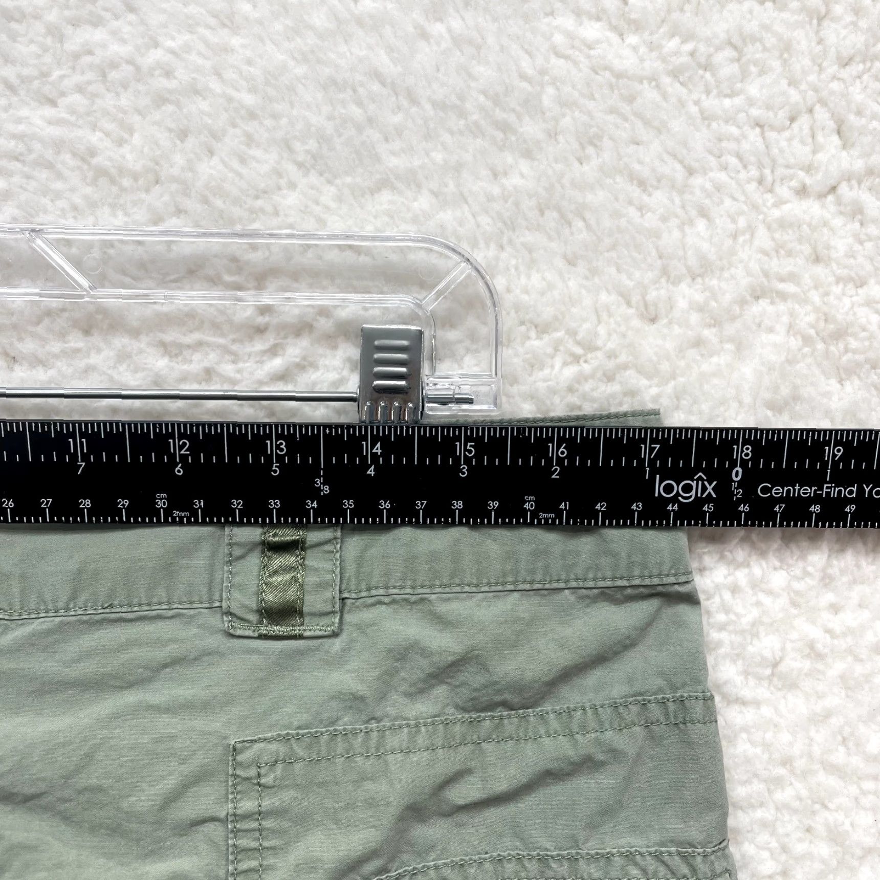 Old Navy VINTAGE Cargo Mini Skirt XL Army Green Y2K Old Navy Women's Low Rise Cyber Fairy Skirt Size 40" / US 18 - 5 Thumbnail