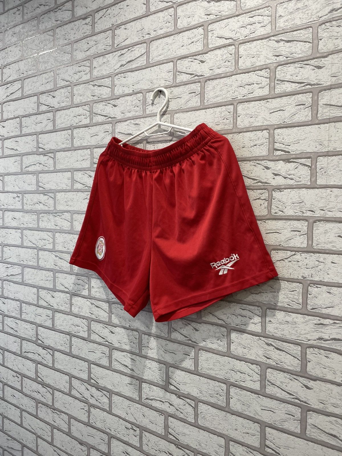 Reebok × Vintage Vintage Liverpool Football 1996 1997 1998 Shorts Reebok Size US 32 / EU 48 - 2 Thumbnail