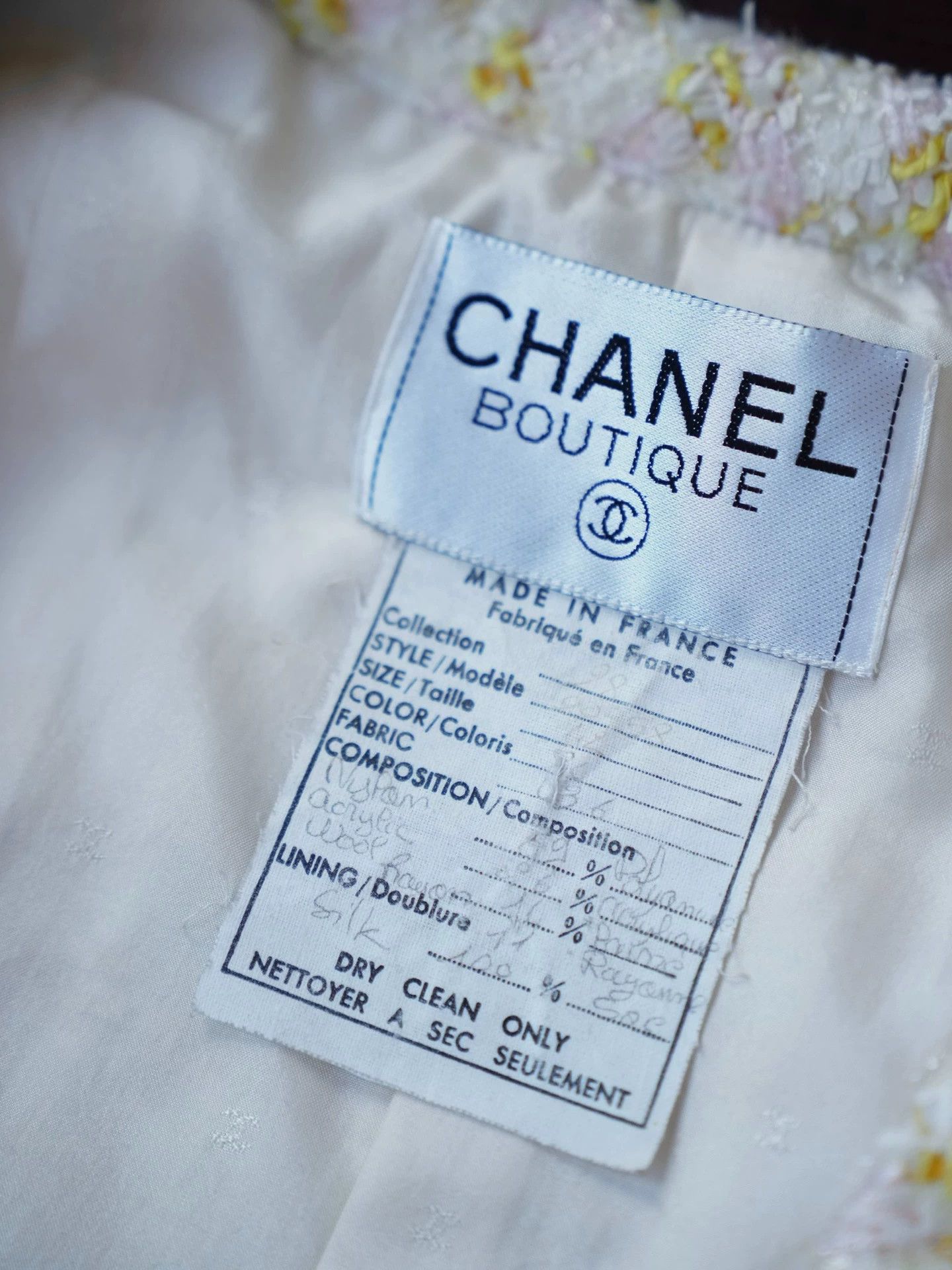 Chanel Chanel 1992 Yellow-Pink Lurex Tweed Suit Skirt Set Size M / US 6-8 / IT 42-44 - 5 Thumbnail