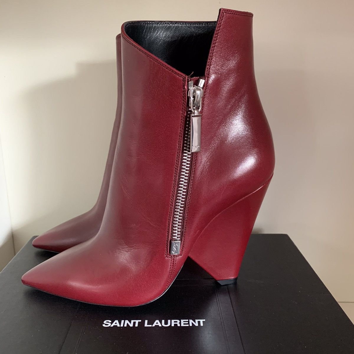 Saint Laurent Paris Burgundy leather zip up boots Size US 6 / IT 36 - 16 Thumbnail