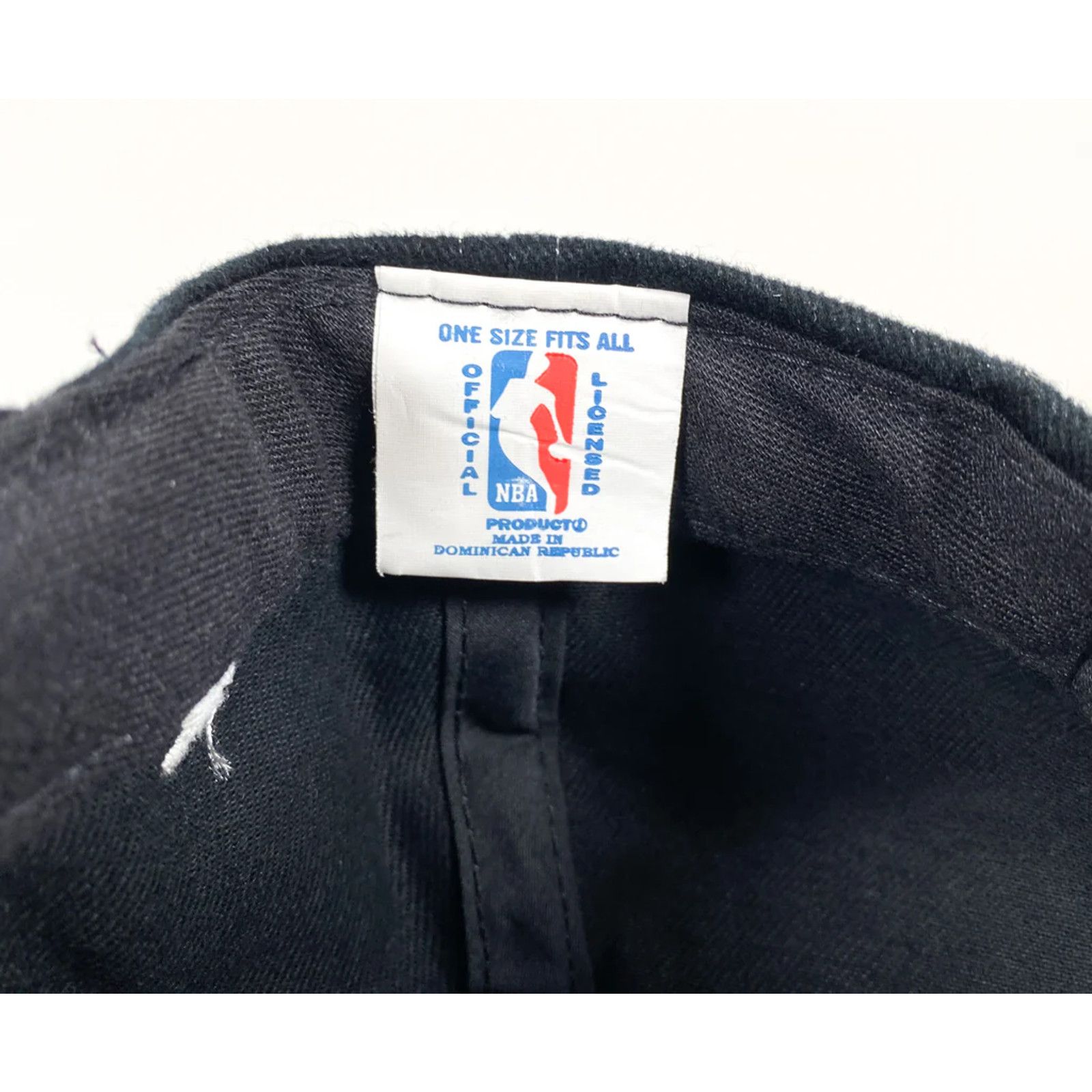 Logo Athletic Chicago Bulls Hat Snapback Logo Athletic 1997 NBA Champions Size ONE SIZE - 7 Thumbnail