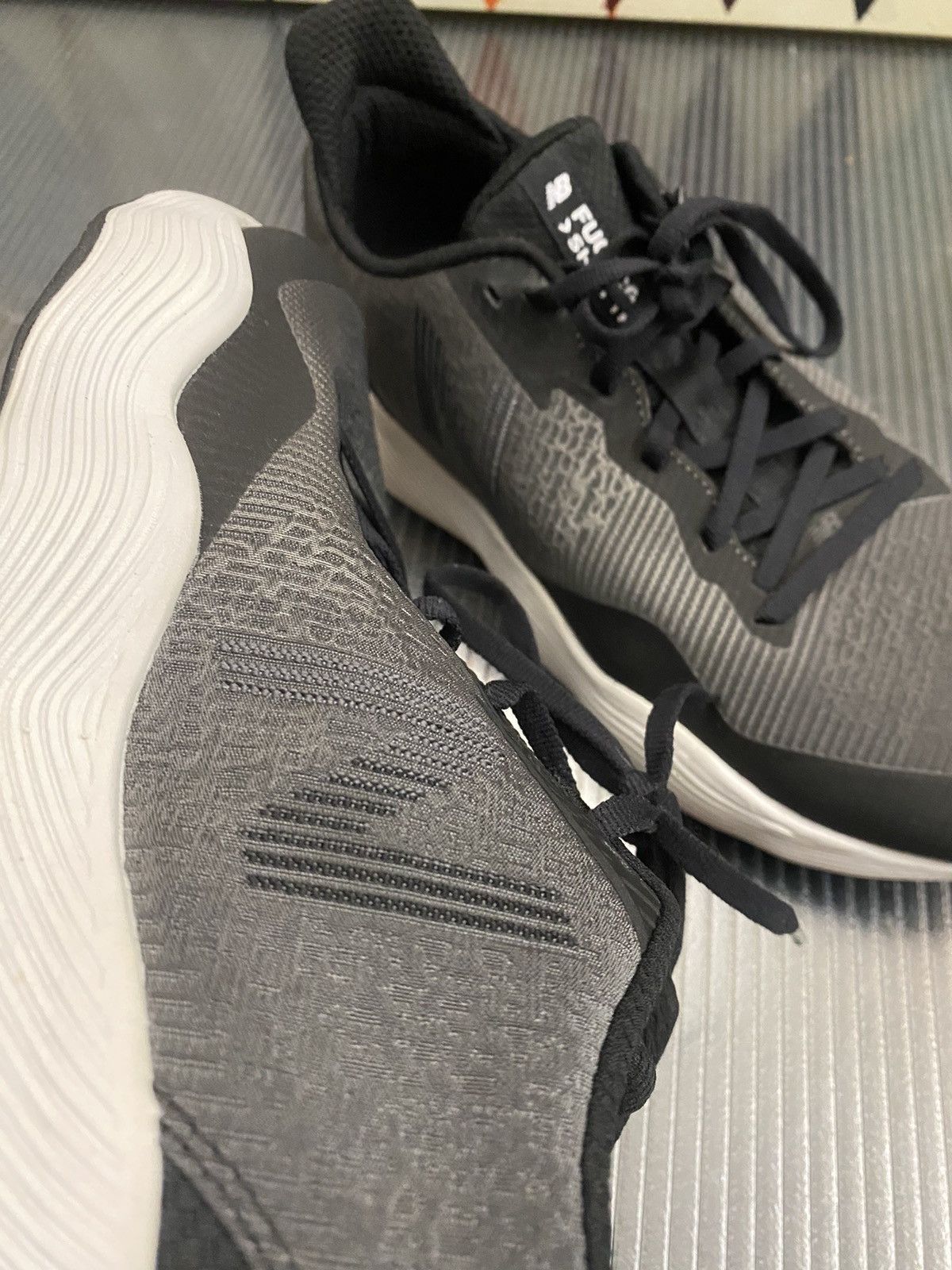 New Balance New Balance Men's FuelCell Shift Tr Cross Trainer 11.5 Size US 11.5 / EU 44-45 - 2 Thumbnail