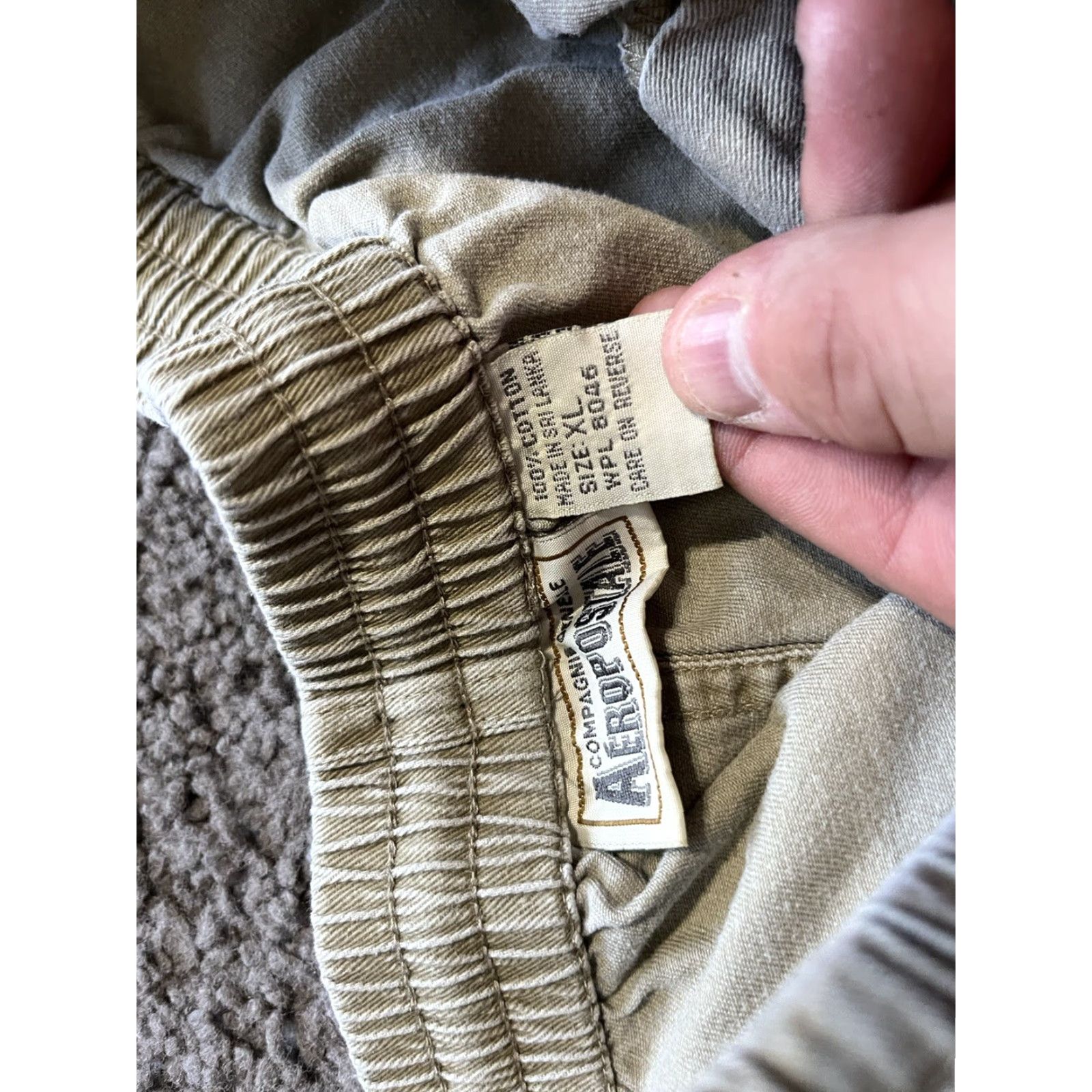 Vintage VINTAGE Aeropostale Cargo Shorts Men's XL Beige Cotton Regular Fit 11in Inseam Outdoor 90s Mens Size US 36 / EU 52 - 3 Thumbnail