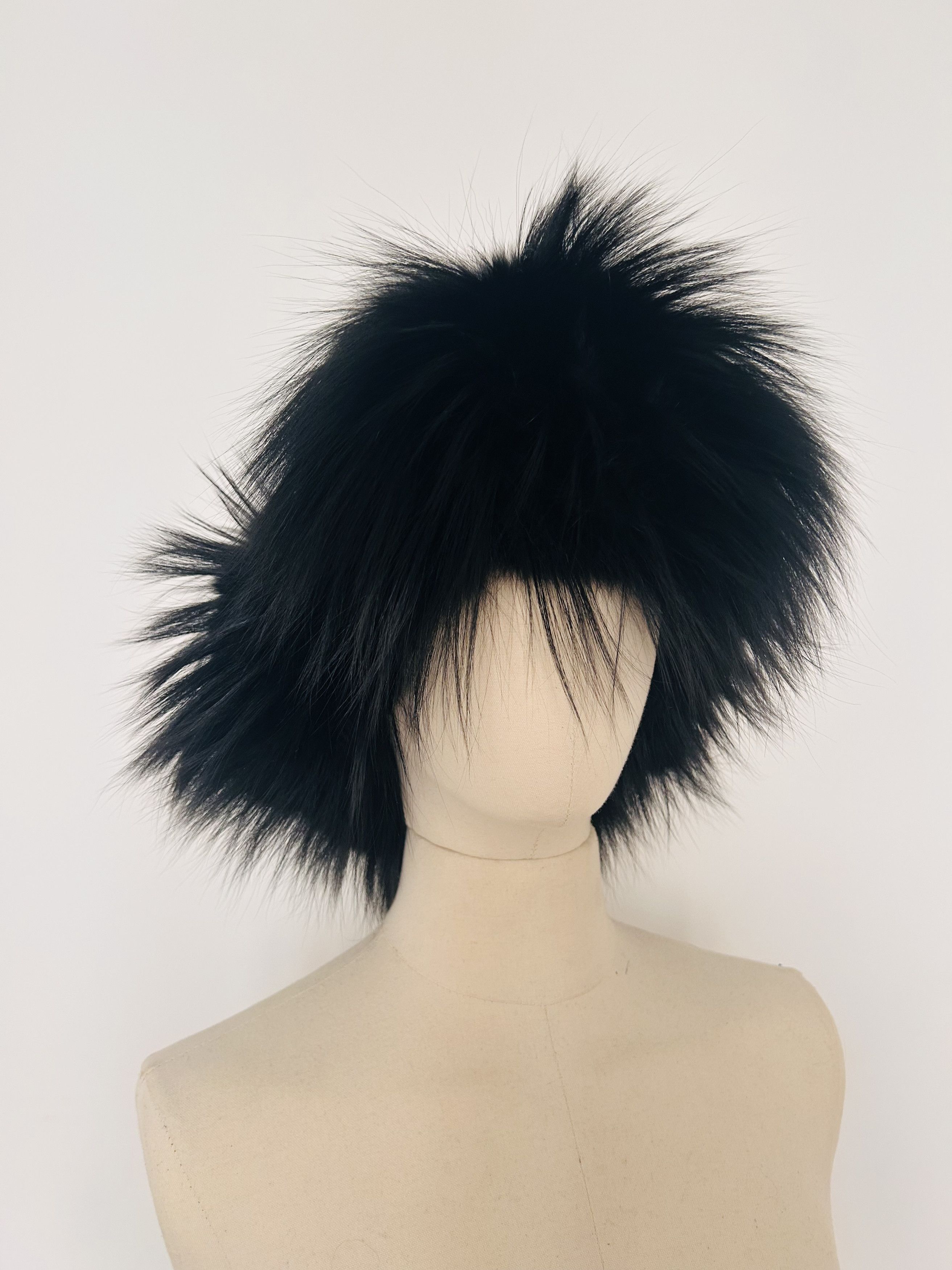 Saint Laurent Paris FW'18 Chapka Trapper Hat in Black Fox Fur Size ONE SIZE - 8 Thumbnail