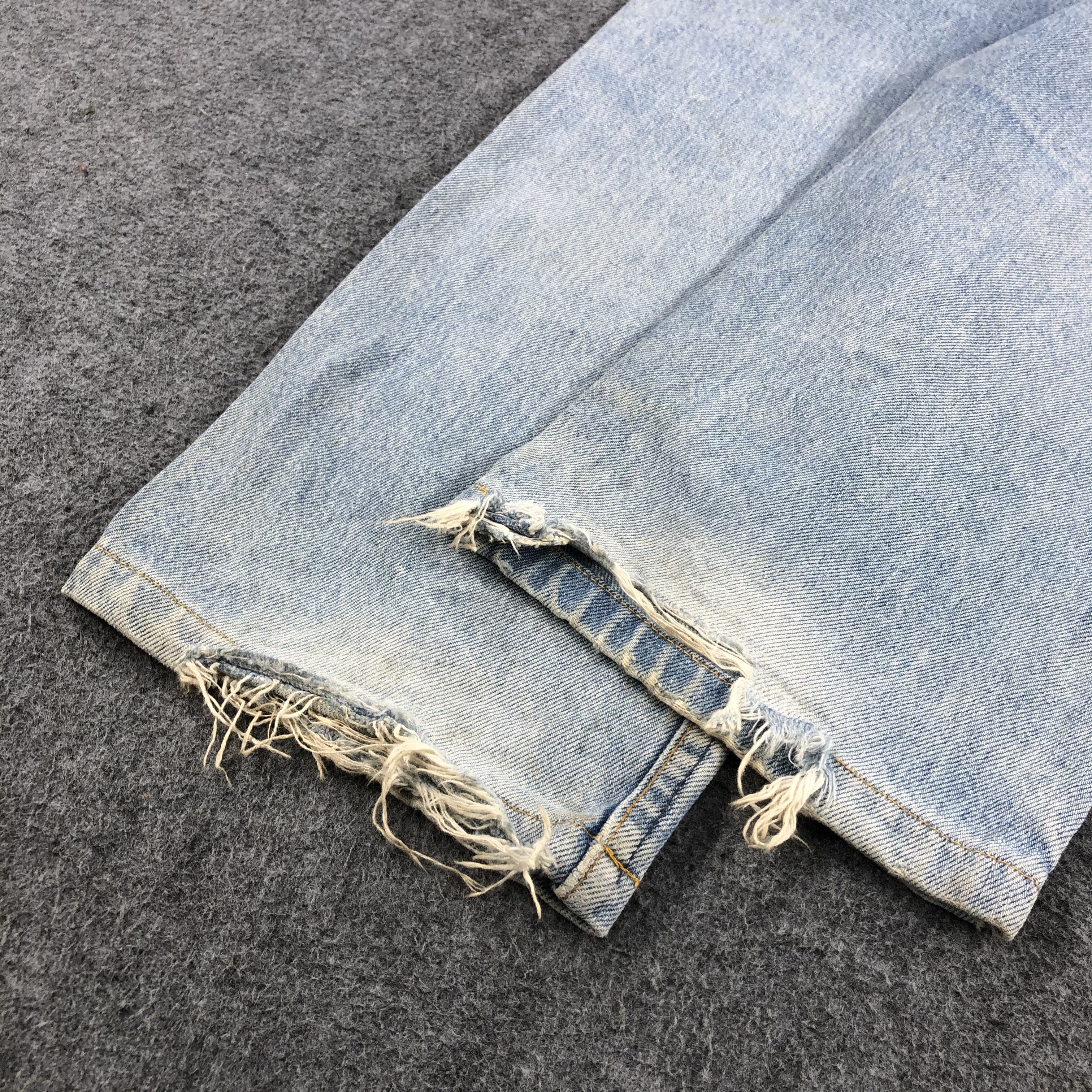 Vintage 90s Distress Light Wash Levis 510 Jeans-JM1356