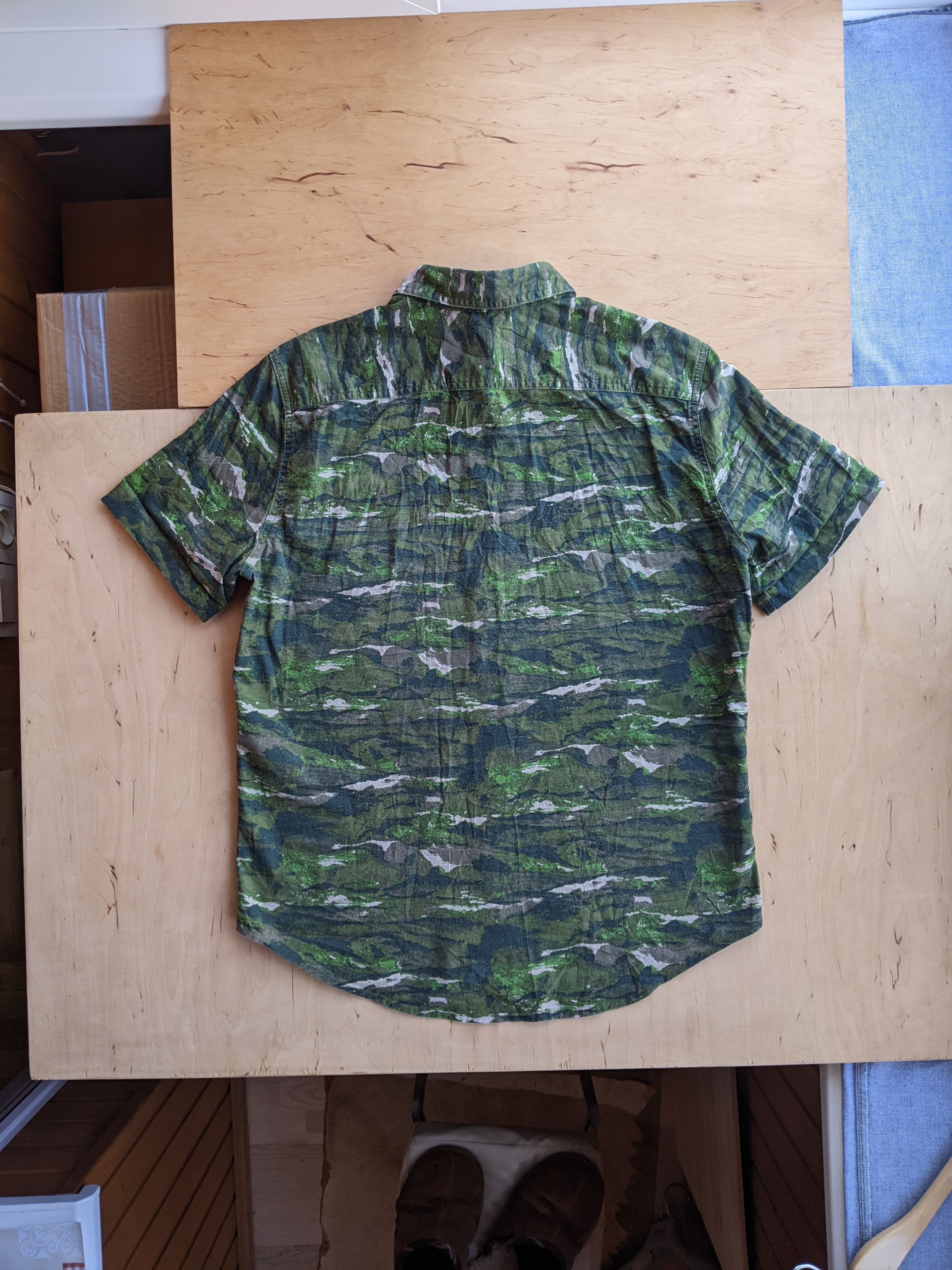 Japanese Brand × Levi's Levi`s Camo Print Shirt Polo Vintage Size M Maharishi Size US M / EU 48-50 / 2 - 4 Thumbnail