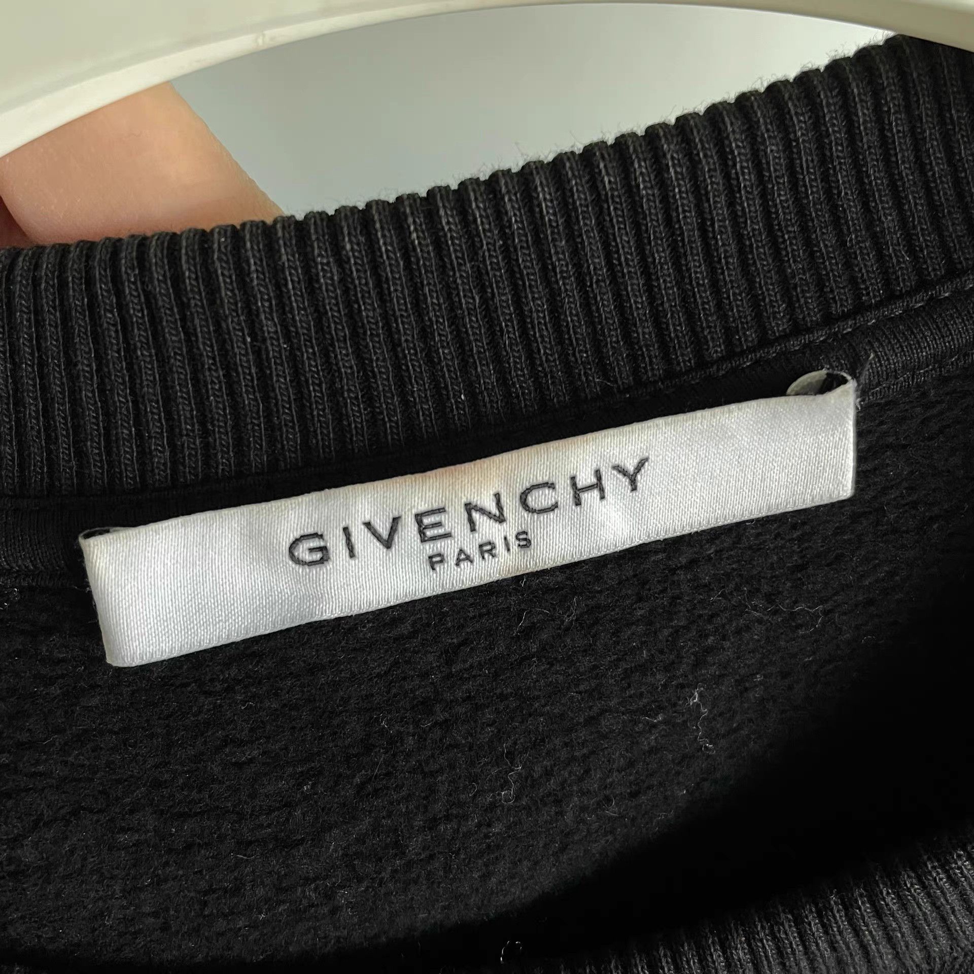 Givenchy GIVENCHY Chest Leather Patch Sweatshirt Size US M / EU 48-50 / 2 - 3 Thumbnail