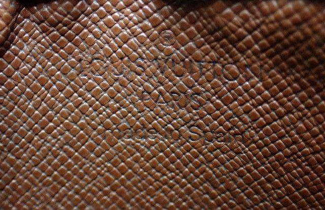 Louis Vuitton Louis Vuitton Pochette Cles Monogram Brown Key Pouch Size ONE SIZE - 7 Thumbnail