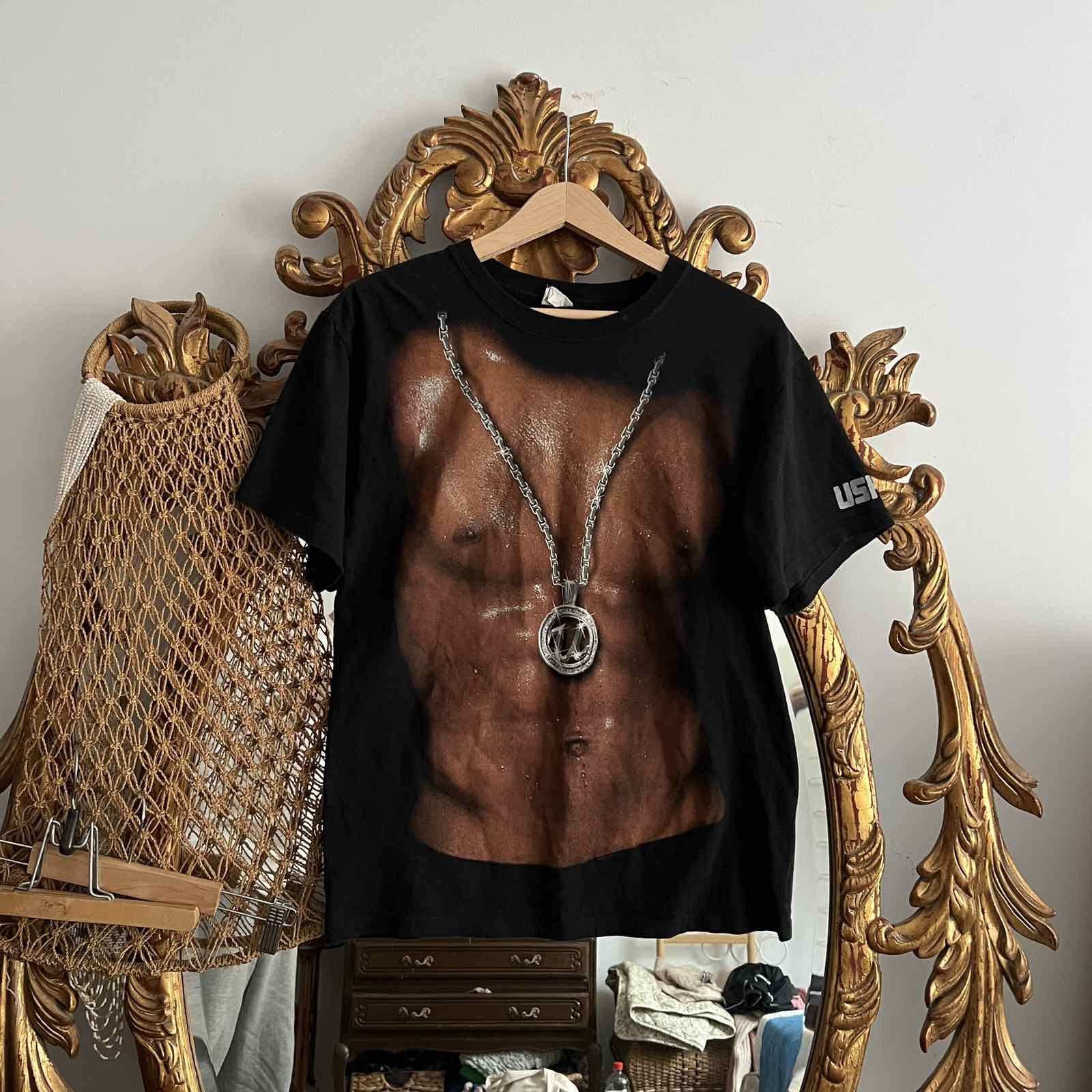 Band Tees Vintage Usher Full Body Graphic T Shirt Sz M Size US M / EU 48-50 / 2 - 1 Thumbnail