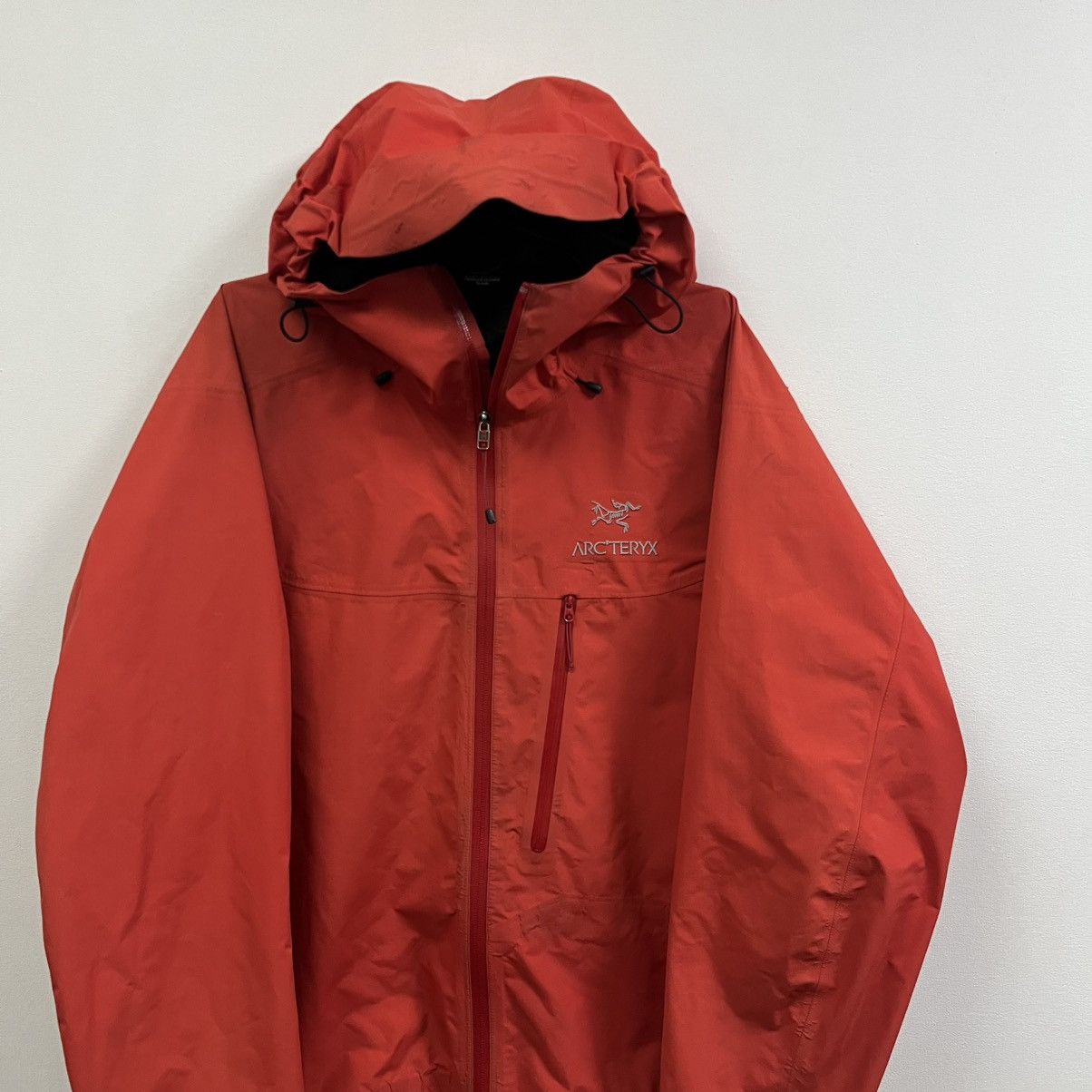 Arc'teryx Men's Arcteryx Beta Gore-Tex Jacket Size US L / EU 52-54 / 3 - 3 Thumbnail
