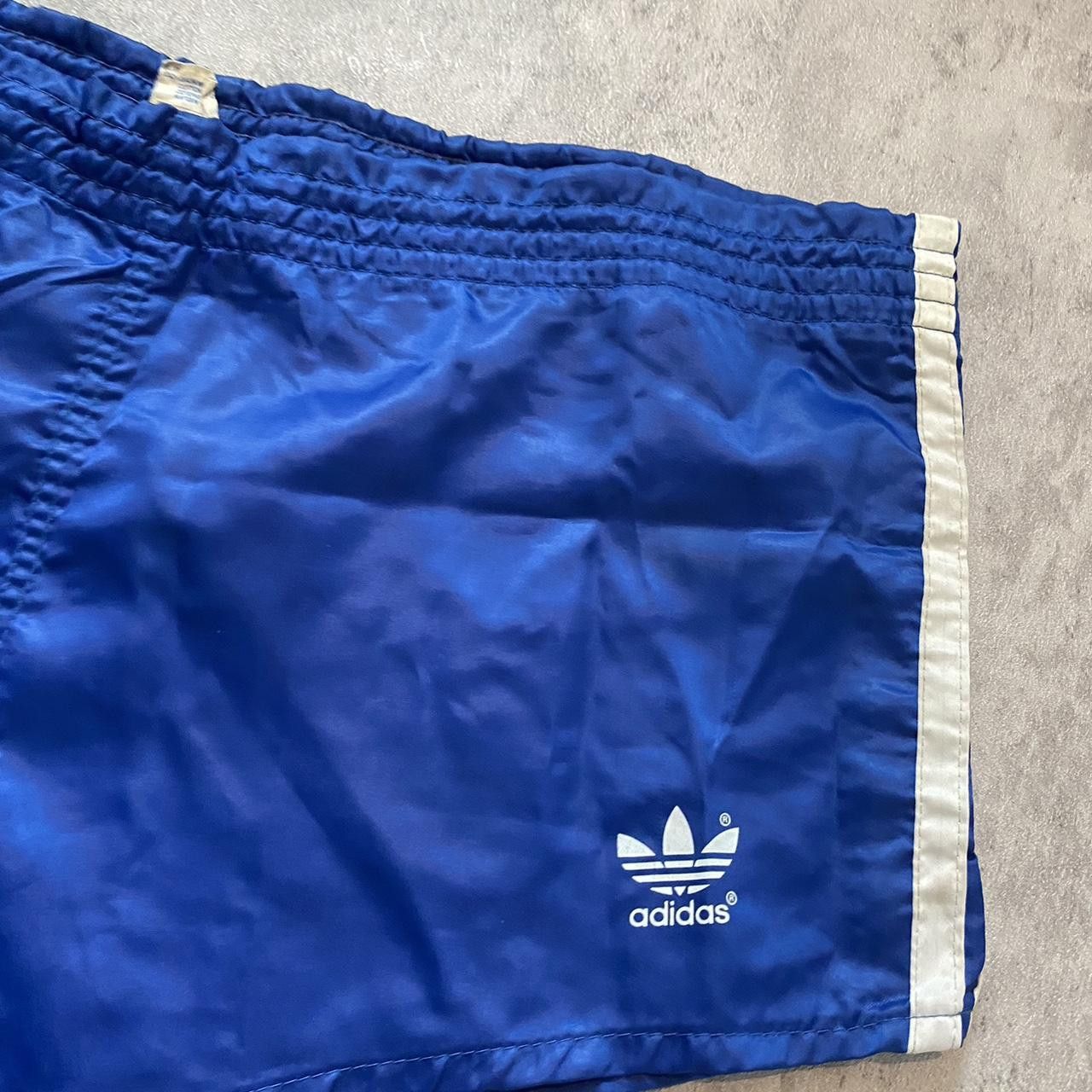 Adidas 80s Blue and white Adidas shorts adidas Sportswear Size US 32 / EU 48 - 2 Thumbnail