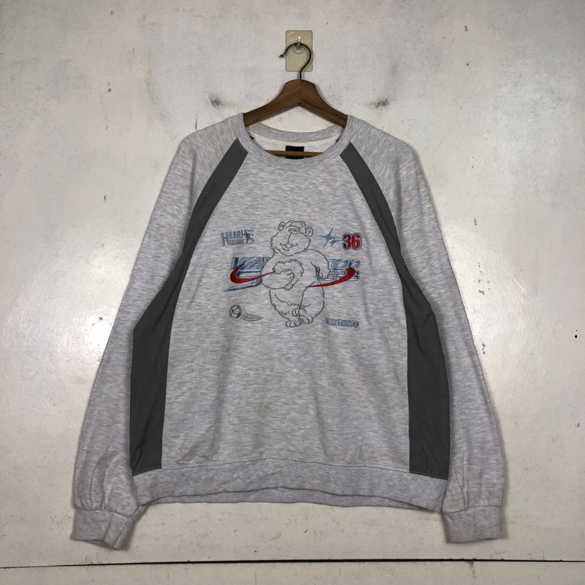 Japanese Brand 📌Vintage Sweatshirt Crewneck Big Logo Bear Embroidery Size US M / EU 48-50 / 2 - 3 Thumbnail