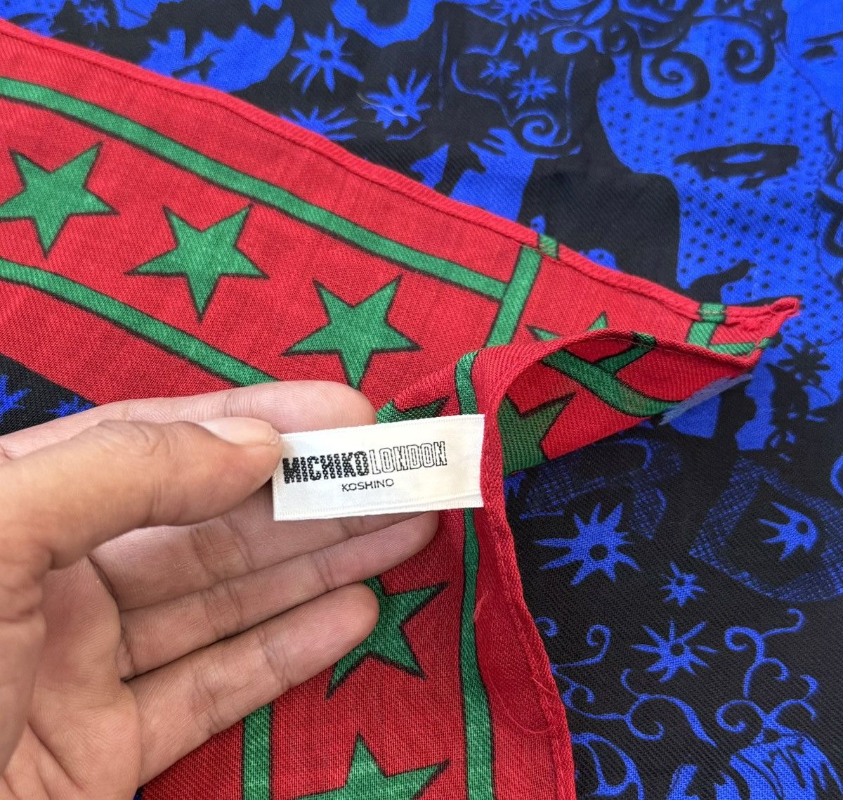 Michiko Koshino London Michiko London "Gondon Hero" Bandana or Scarf Size ONE SIZE - 7 Thumbnail