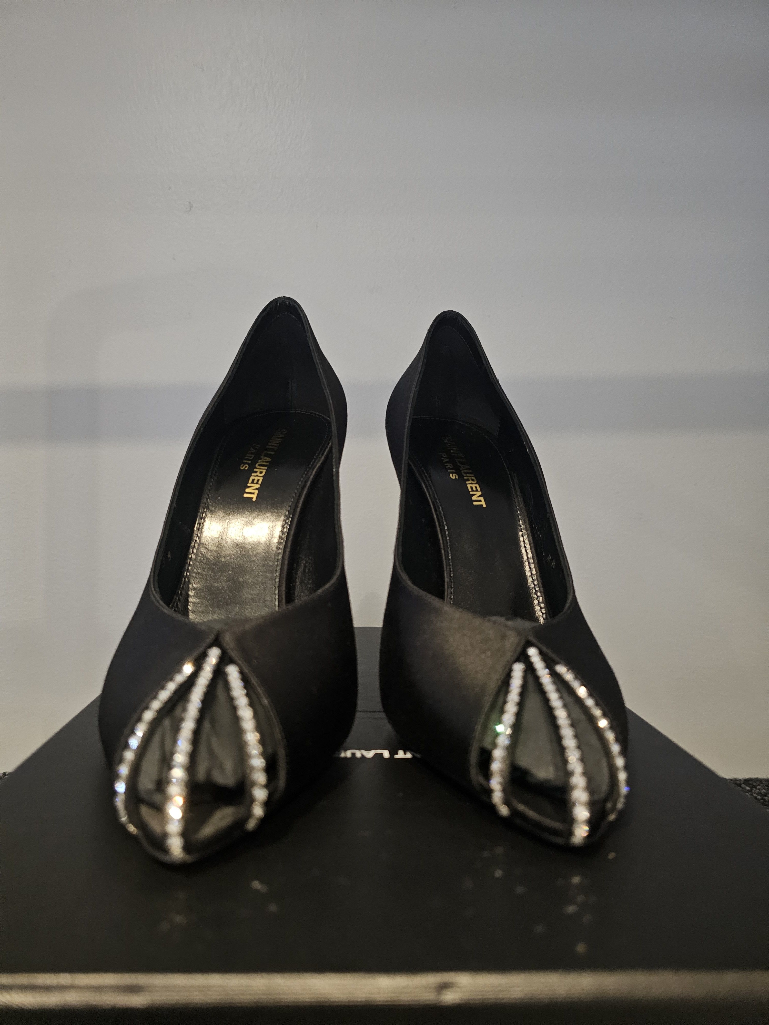 Yves Saint Laurent Raso Regale/ Strass Size US 9 / IT 39 - 3 Thumbnail